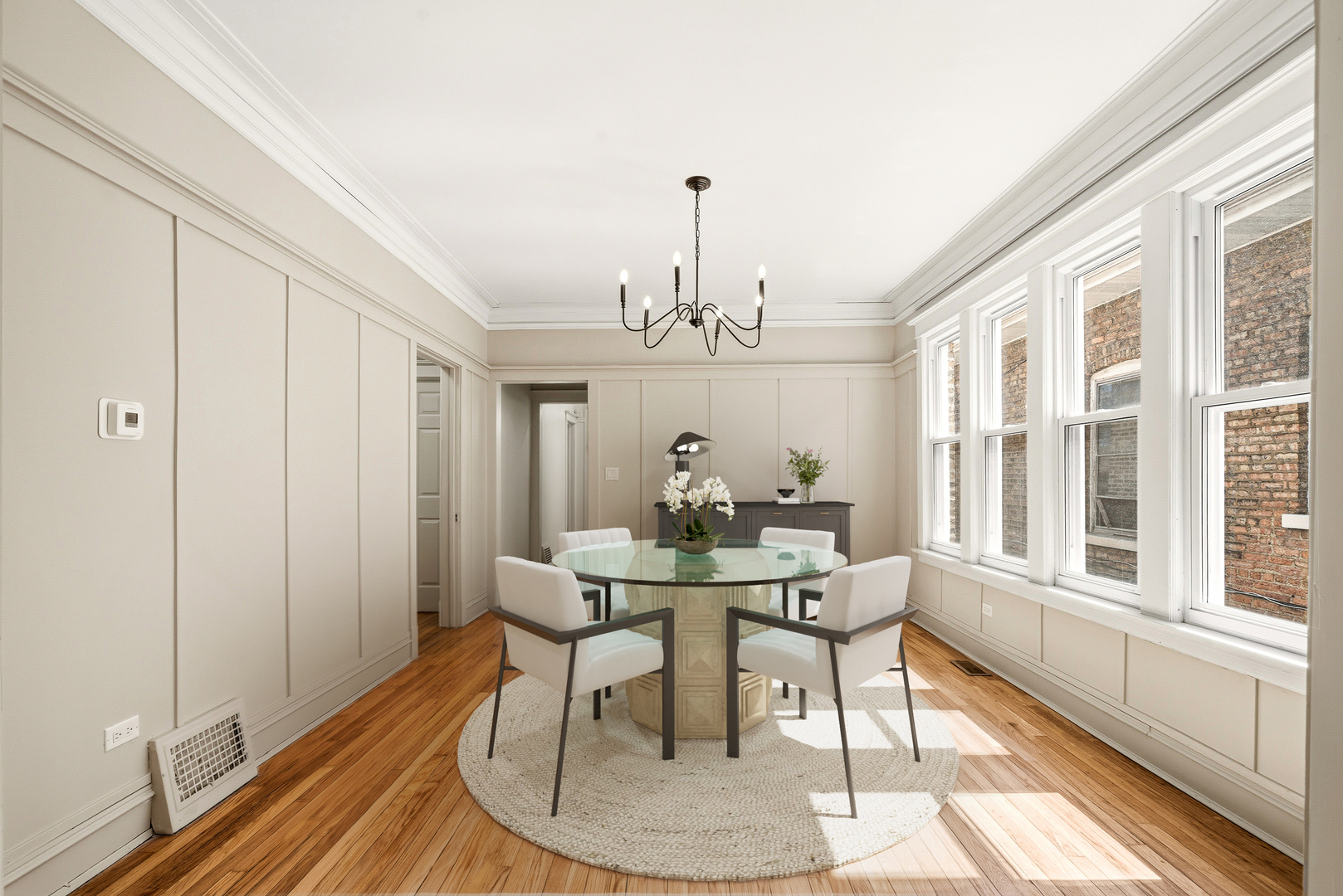 7955 S Colfax Avenue, Chicago, IL 60617