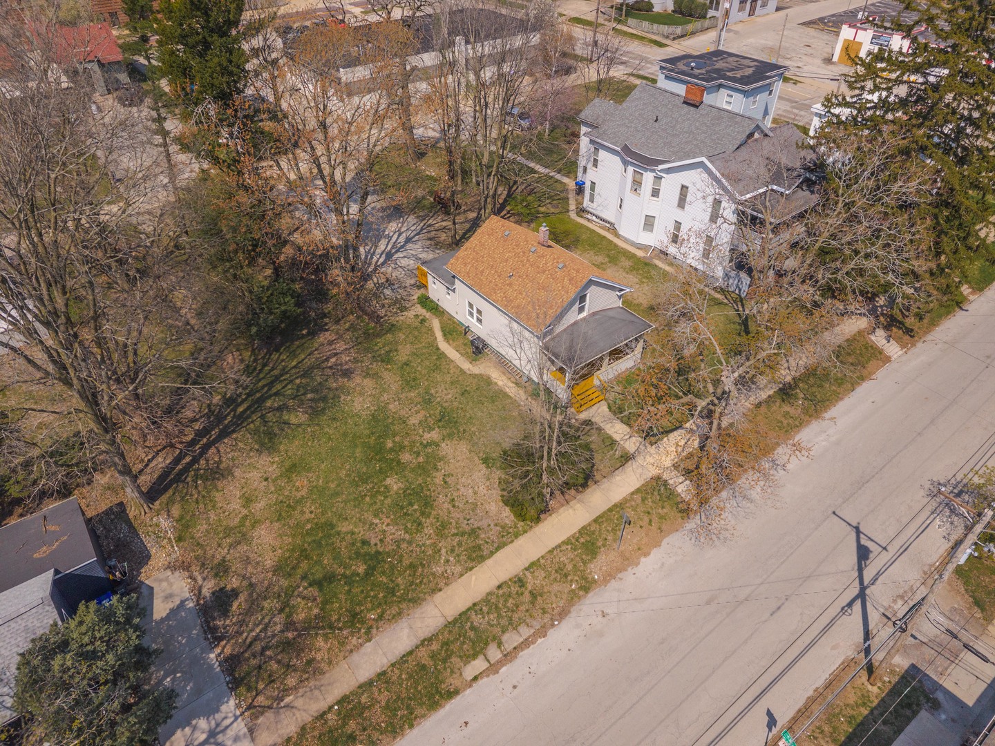 706 N Prairie Street, Bloomington, IL 61701