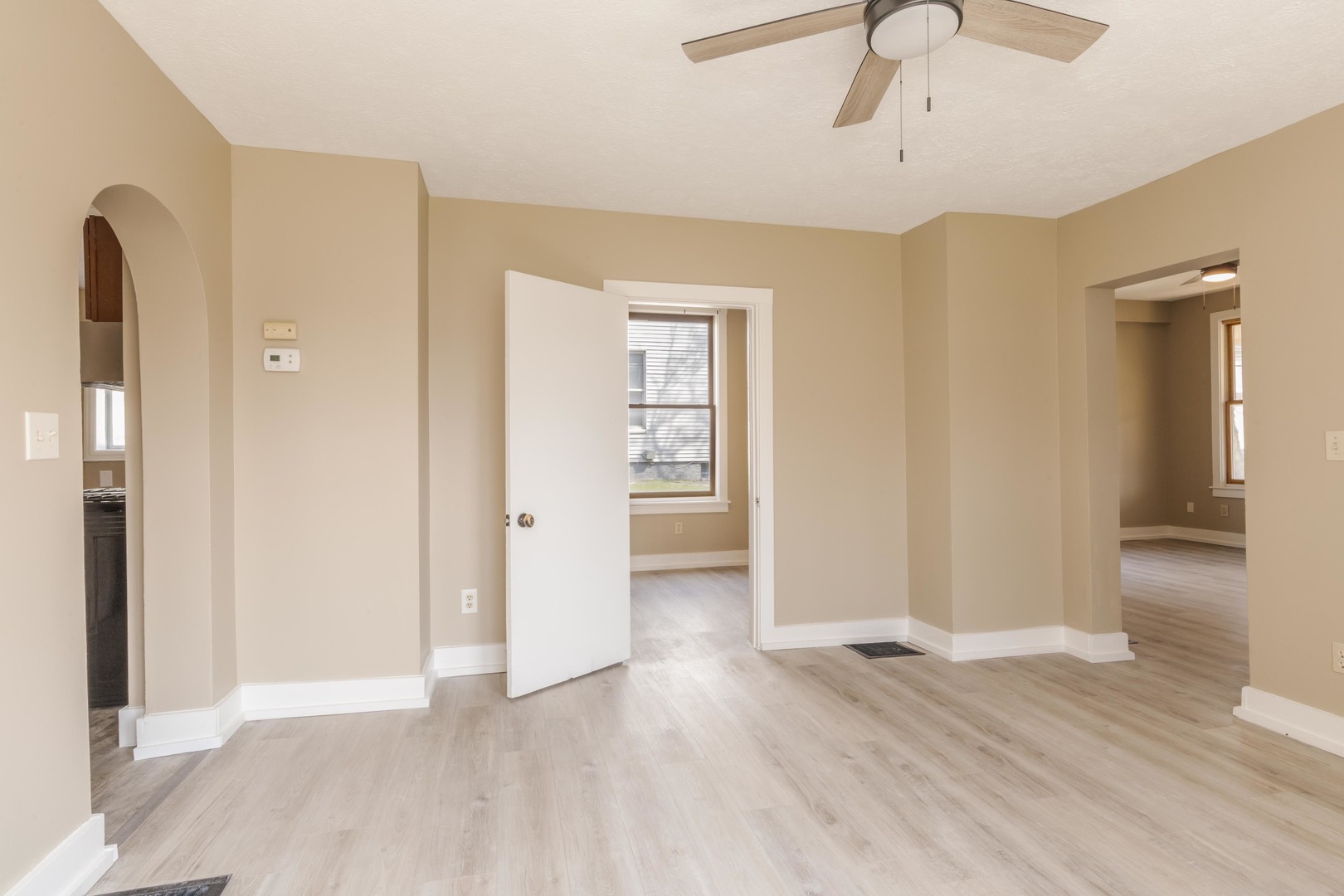 706 N Prairie Street, Bloomington, IL 61701