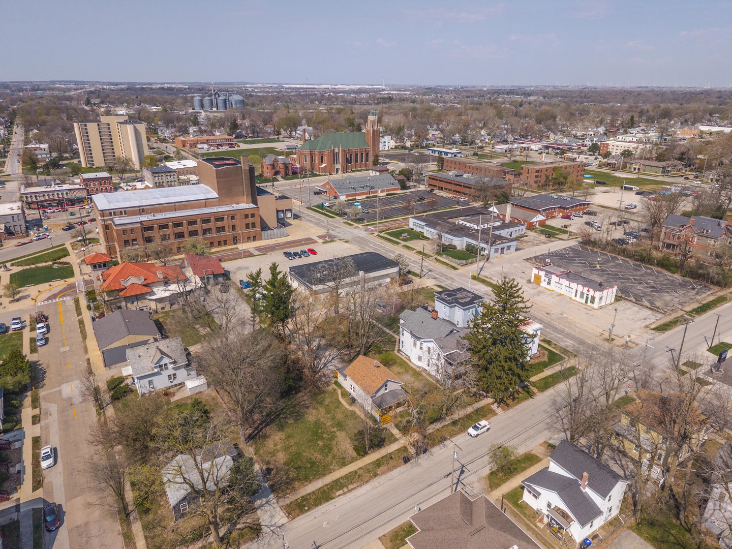 706 N Prairie Street, Bloomington, IL 61701