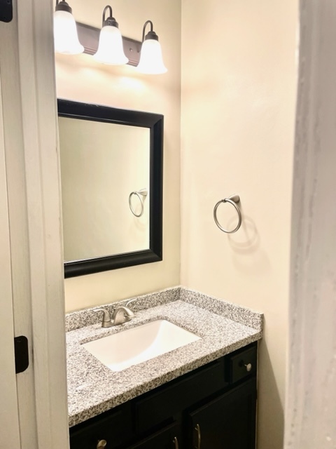 362 Amy Court, Naperville, IL 60565