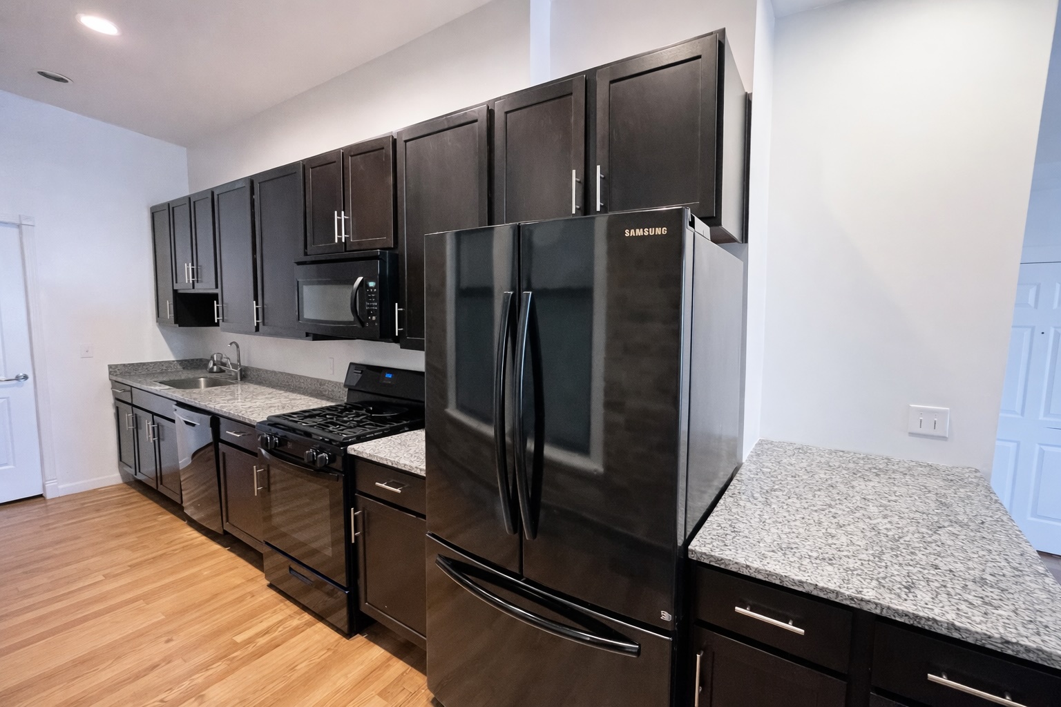 2129 N Southport Avenue #2C, Chicago, IL 60614