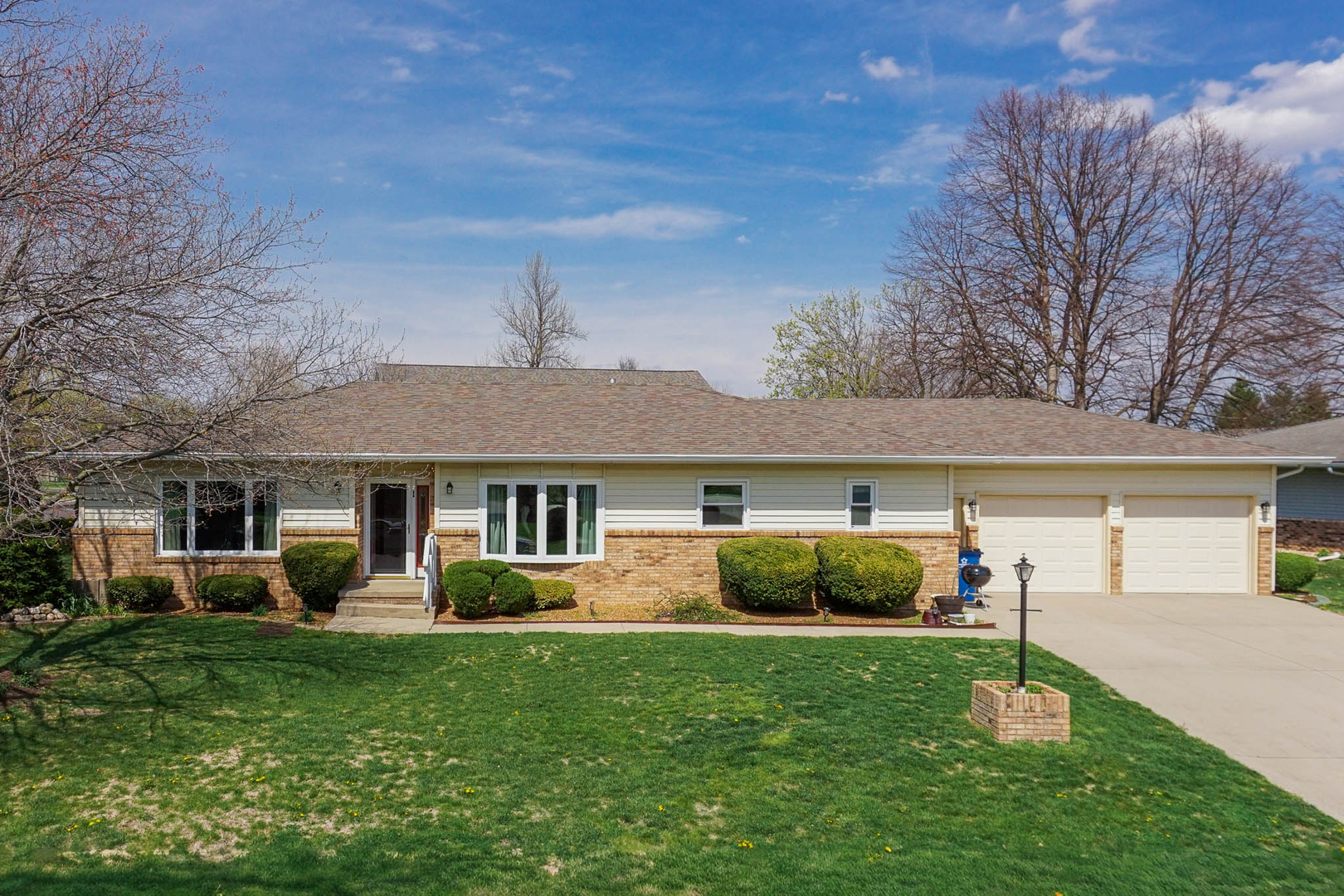 1 Millard Court, Minier, IL 61759