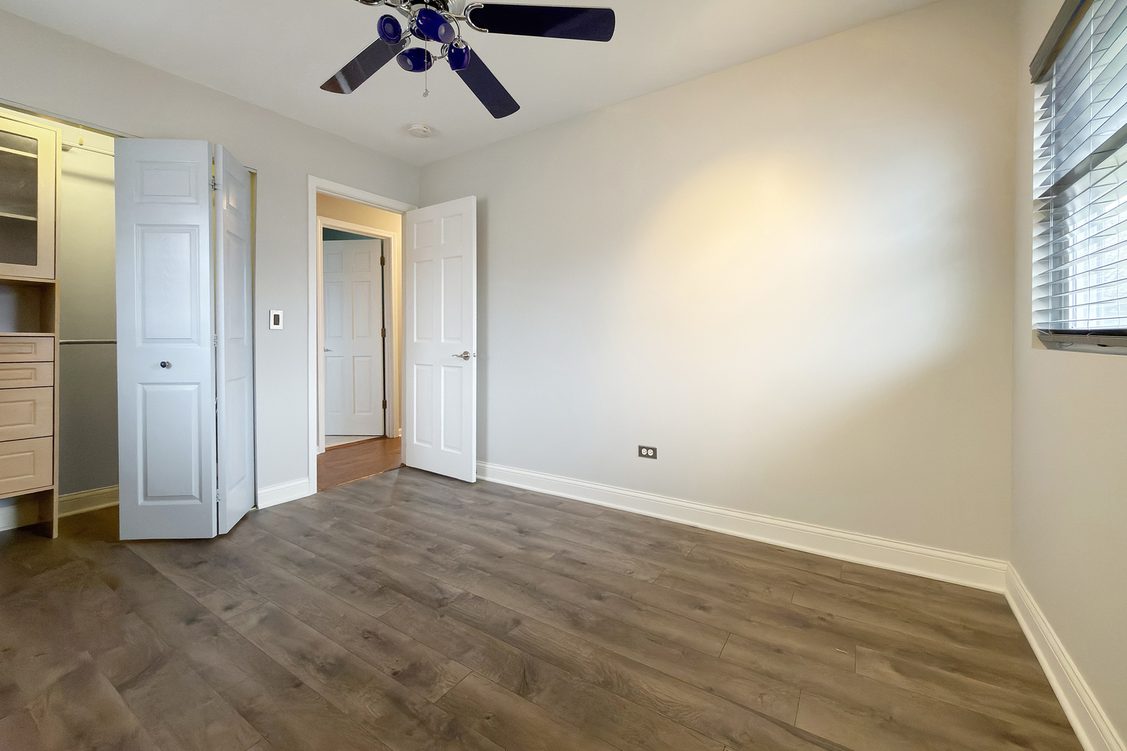 2808 dove Street, Rolling Meadows, IL 60008