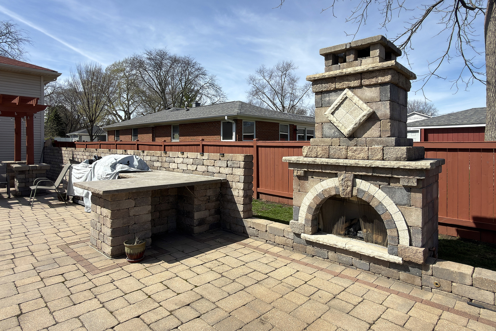 2808 dove Street, Rolling Meadows, IL 60008