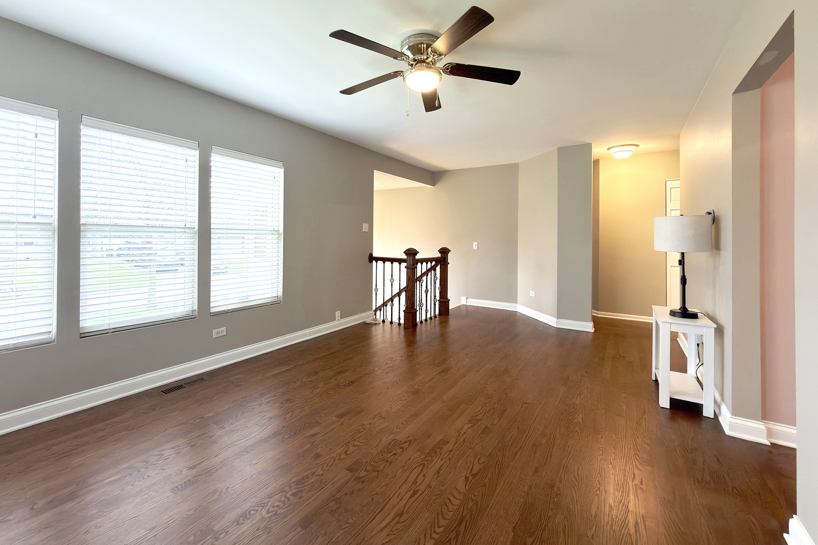 2808 dove Street, Rolling Meadows, IL 60008