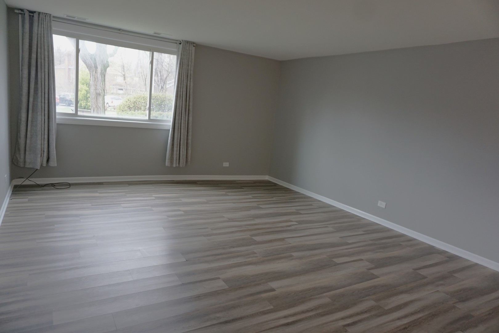 2650 Brookwood Way Drive #118B, Rolling Meadows, IL 60008