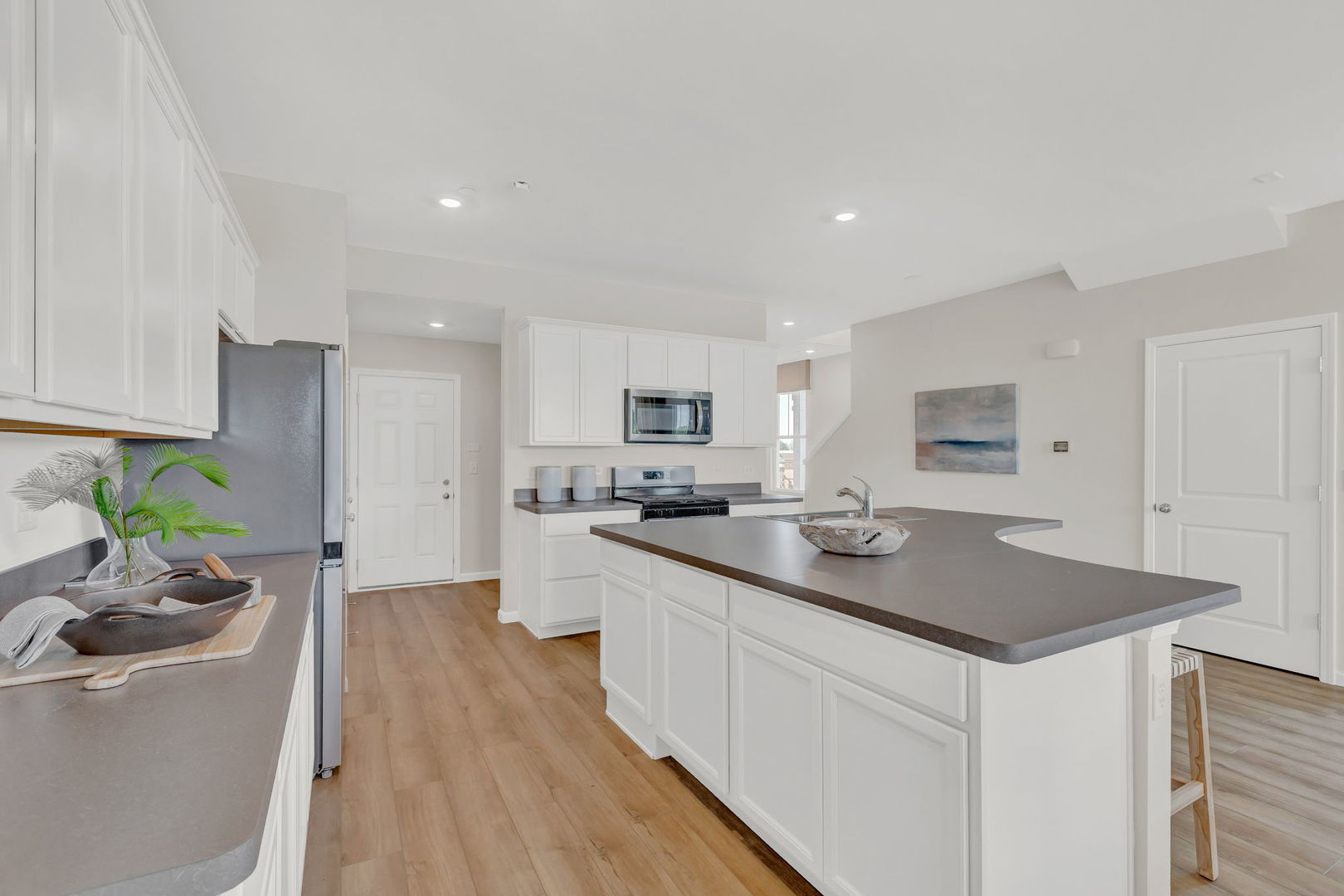 2308 Horseshoe Circle #08902, Naperville, IL 60564