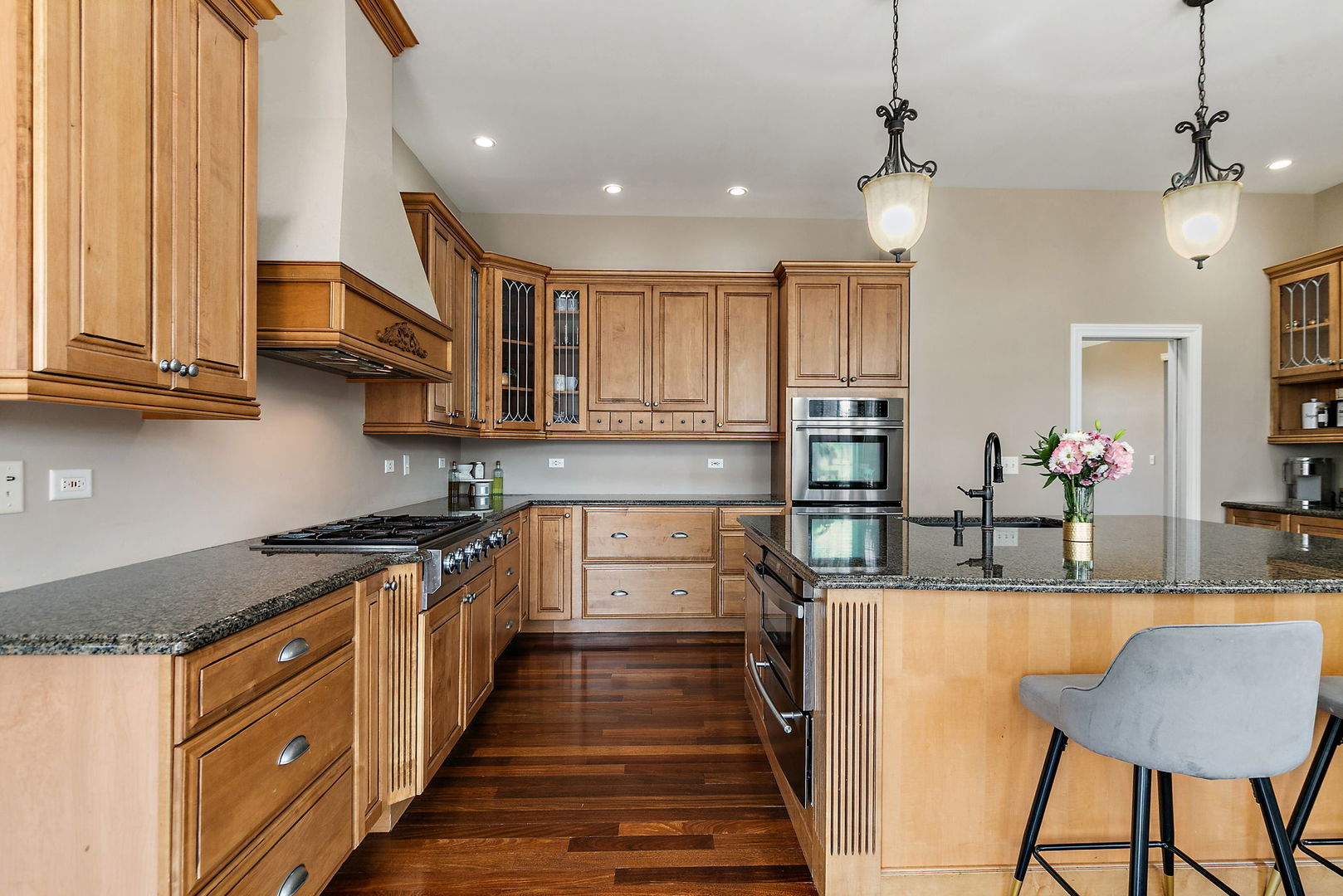 1211 Coyote Trail, Hampshire, IL 60140