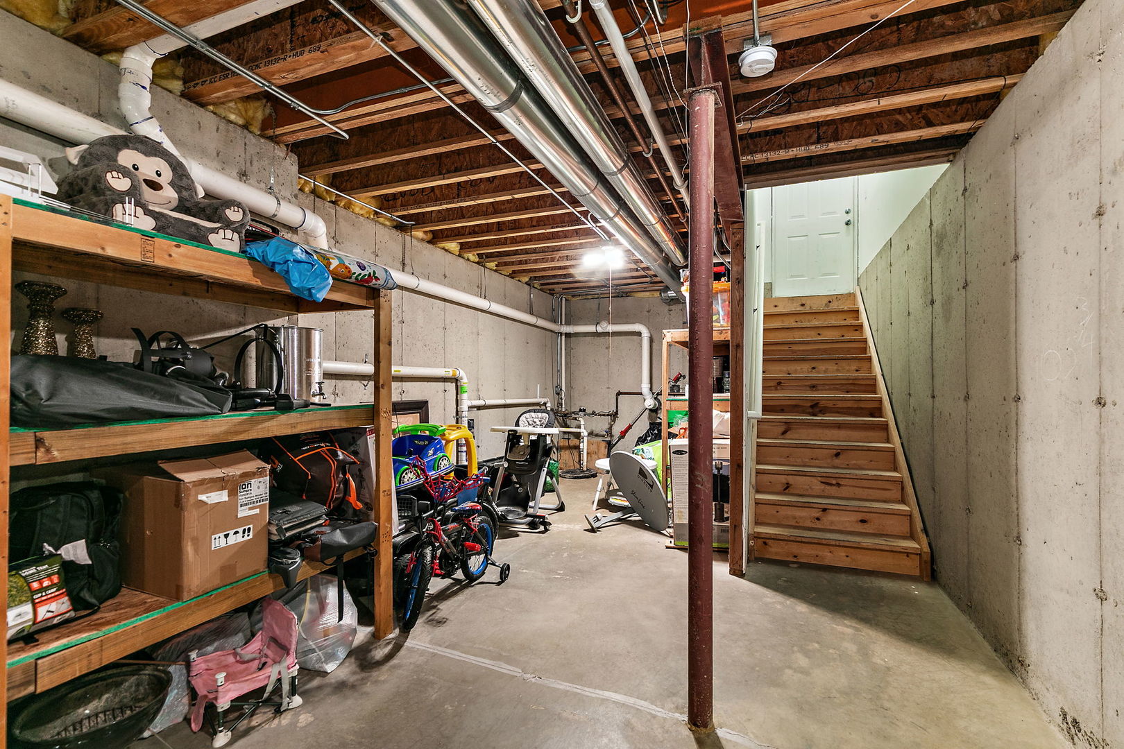 1211 Coyote Trail, Hampshire, IL 60140