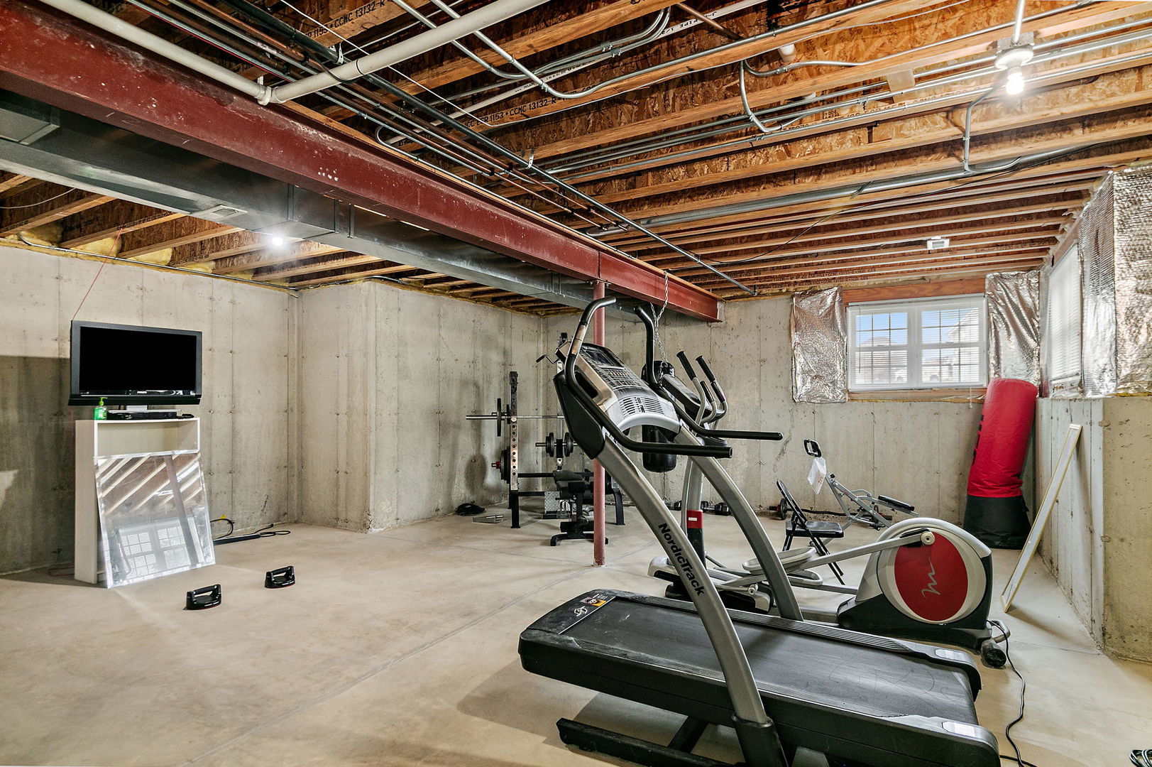 1211 Coyote Trail, Hampshire, IL 60140