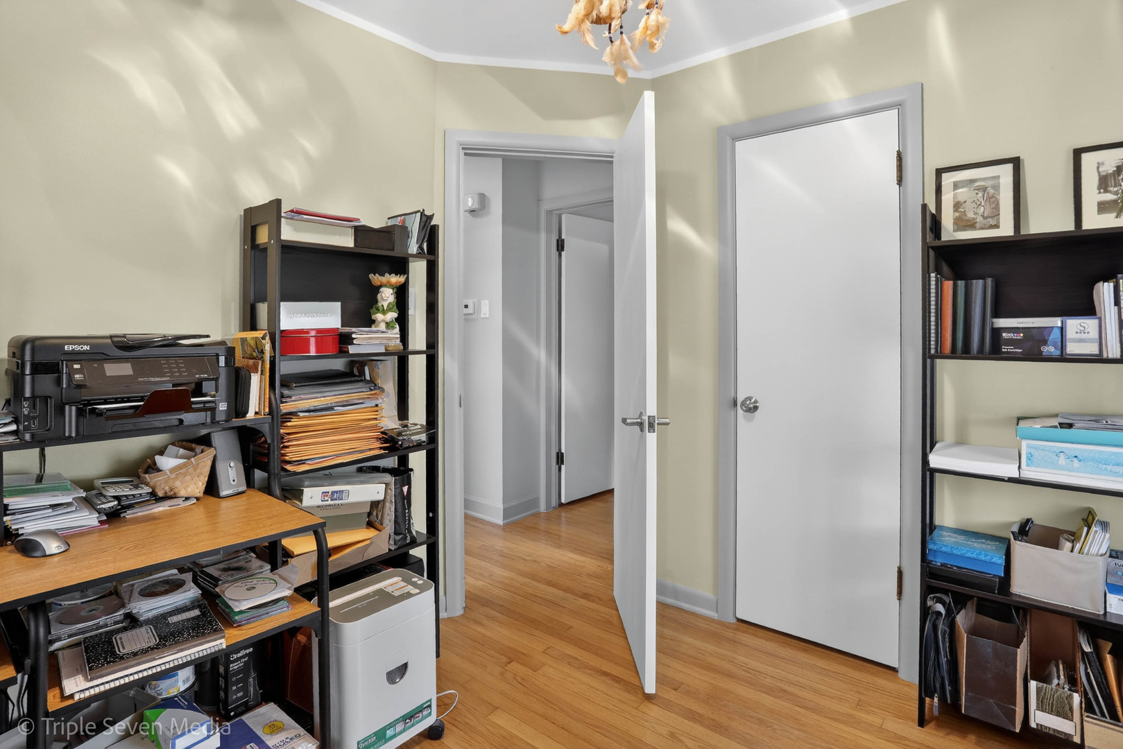 5022 S Leclaire Avenue, Chicago, IL 60638