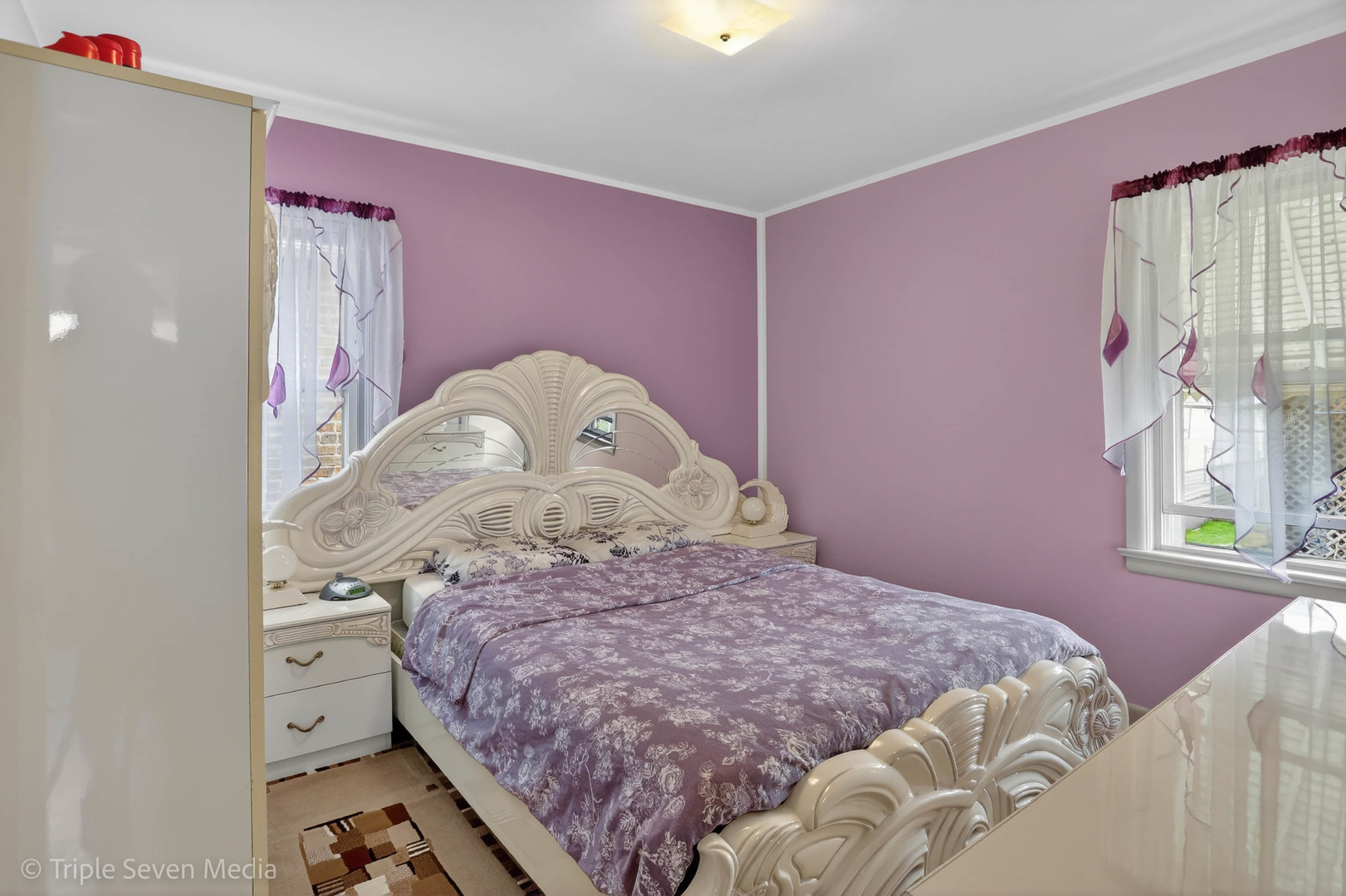 5022 S Leclaire Avenue, Chicago, IL 60638