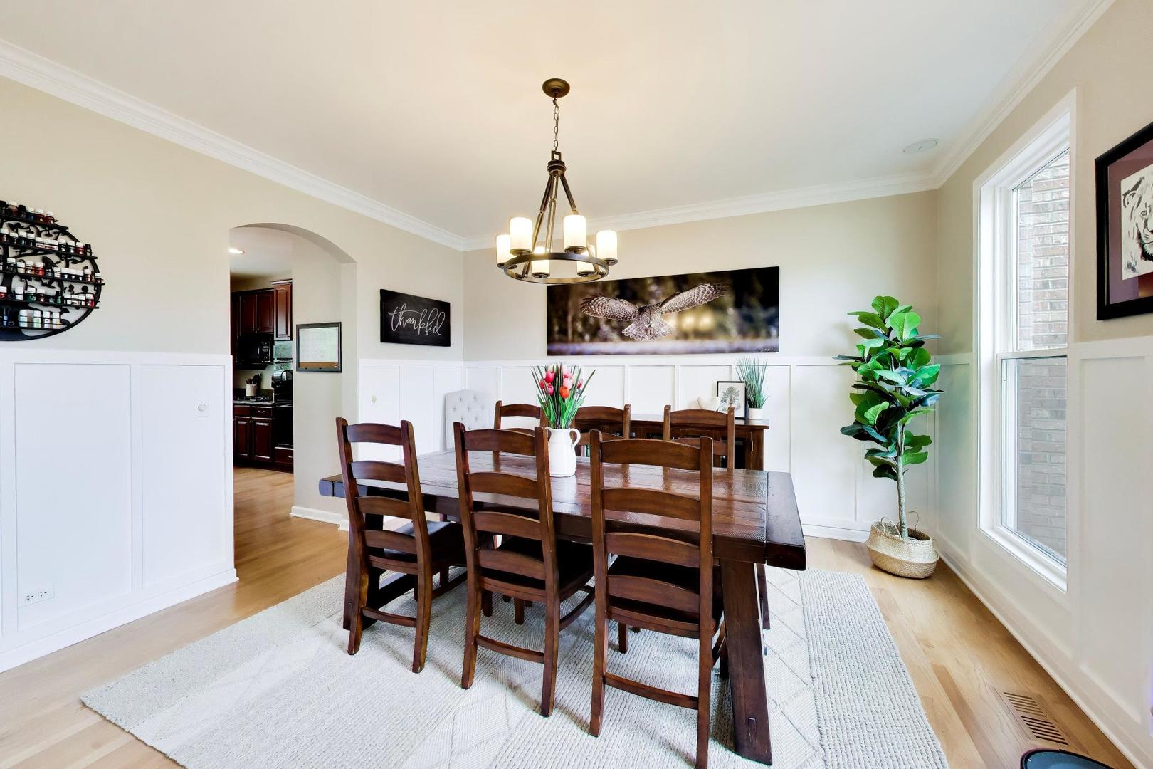 26W363 Torrey Pines Court, Winfield, IL 60190