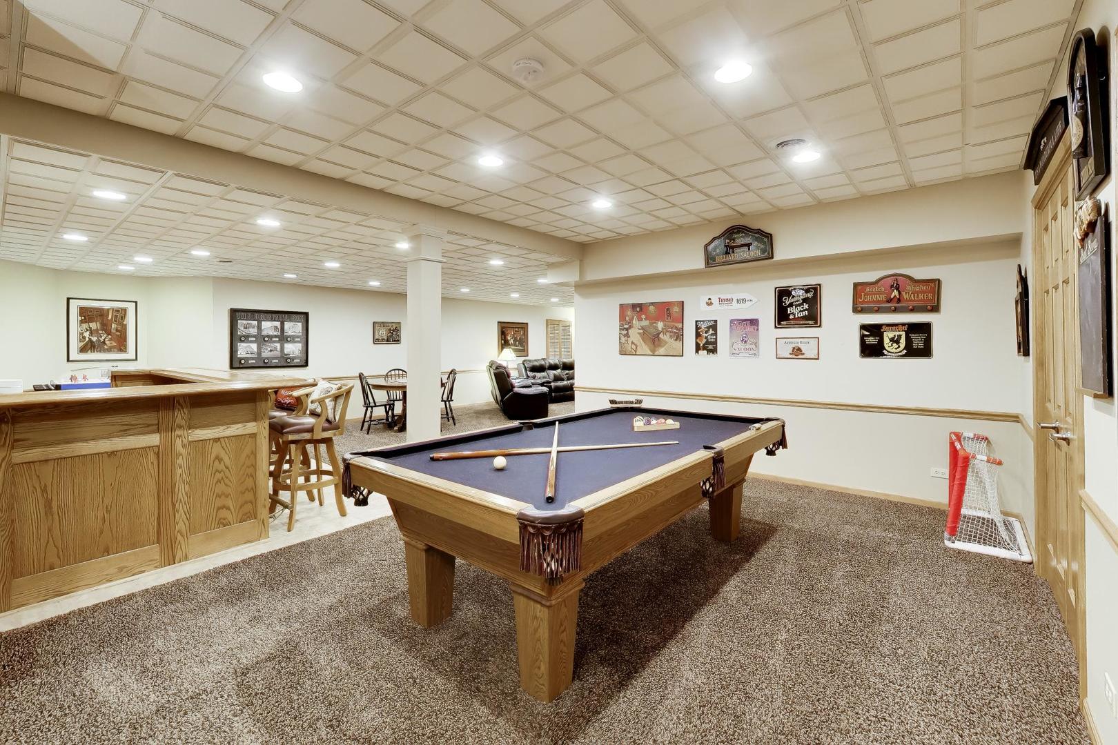 26W363 Torrey Pines Court, Winfield, IL 60190