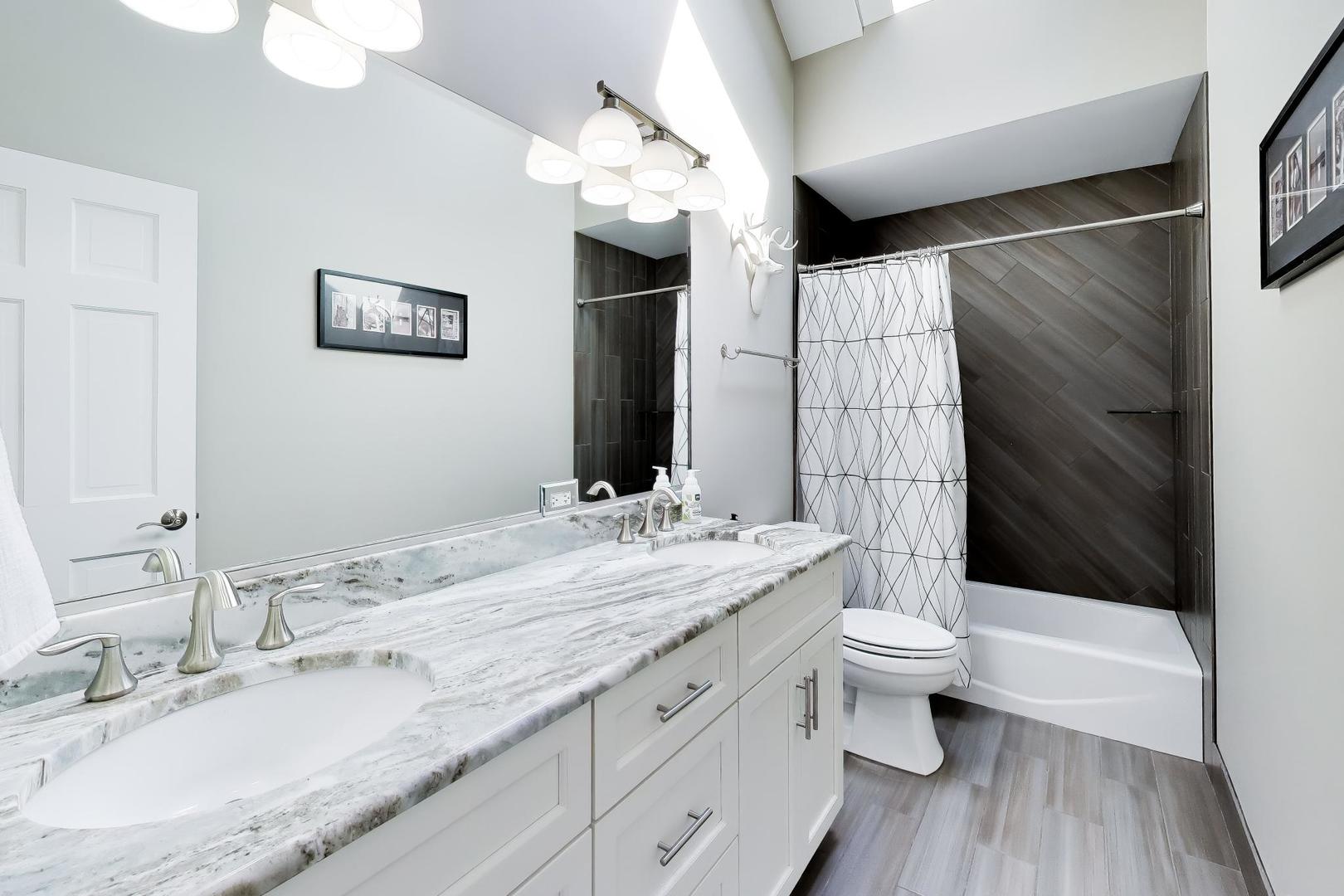 26W363 Torrey Pines Court, Winfield, IL 60190