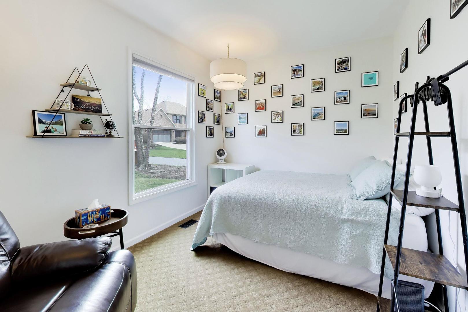 26W363 Torrey Pines Court, Winfield, IL 60190