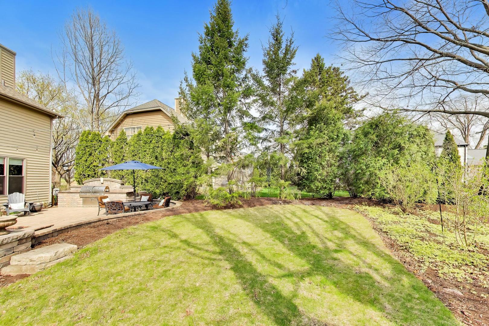 26W363 Torrey Pines Court, Winfield, IL 60190