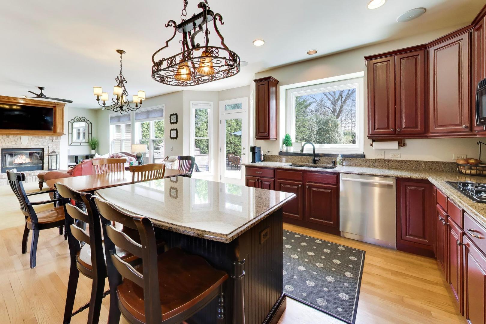 26W363 Torrey Pines Court, Winfield, IL 60190