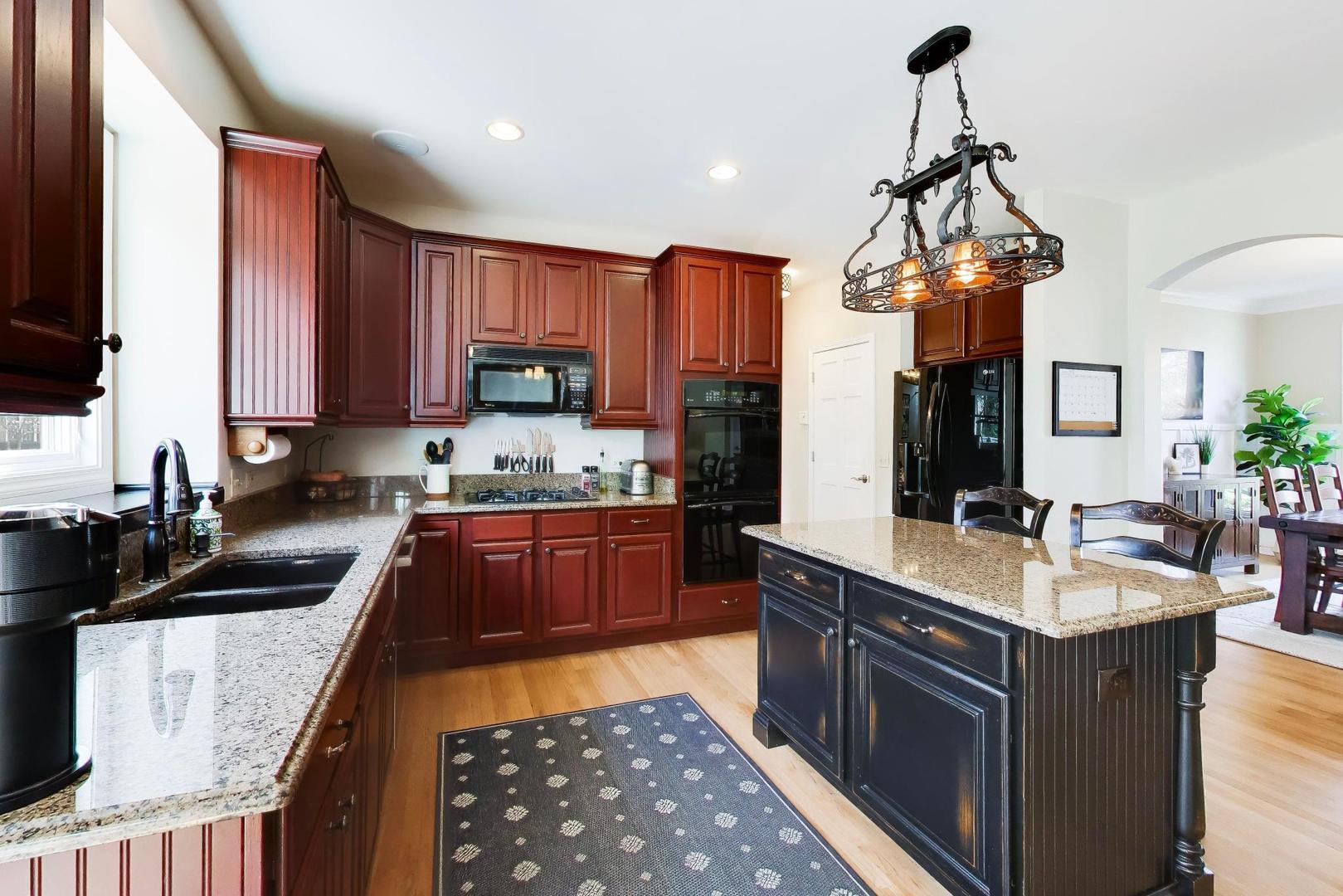 26W363 Torrey Pines Court, Winfield, IL 60190