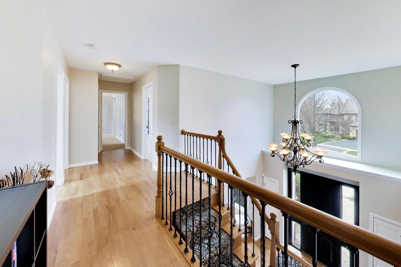 26W363 Torrey Pines Court, Winfield, IL 60190