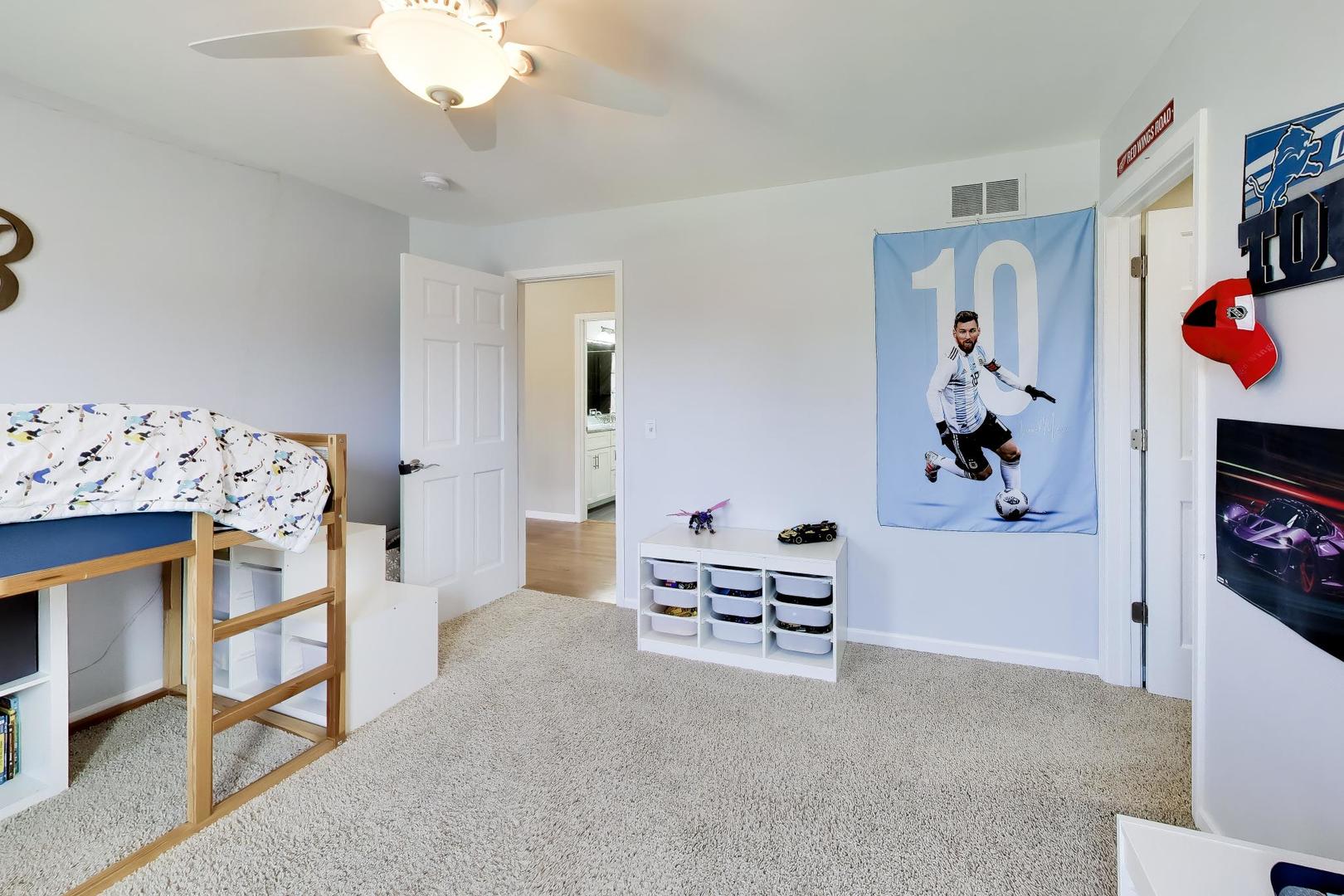 26W363 Torrey Pines Court, Winfield, IL 60190