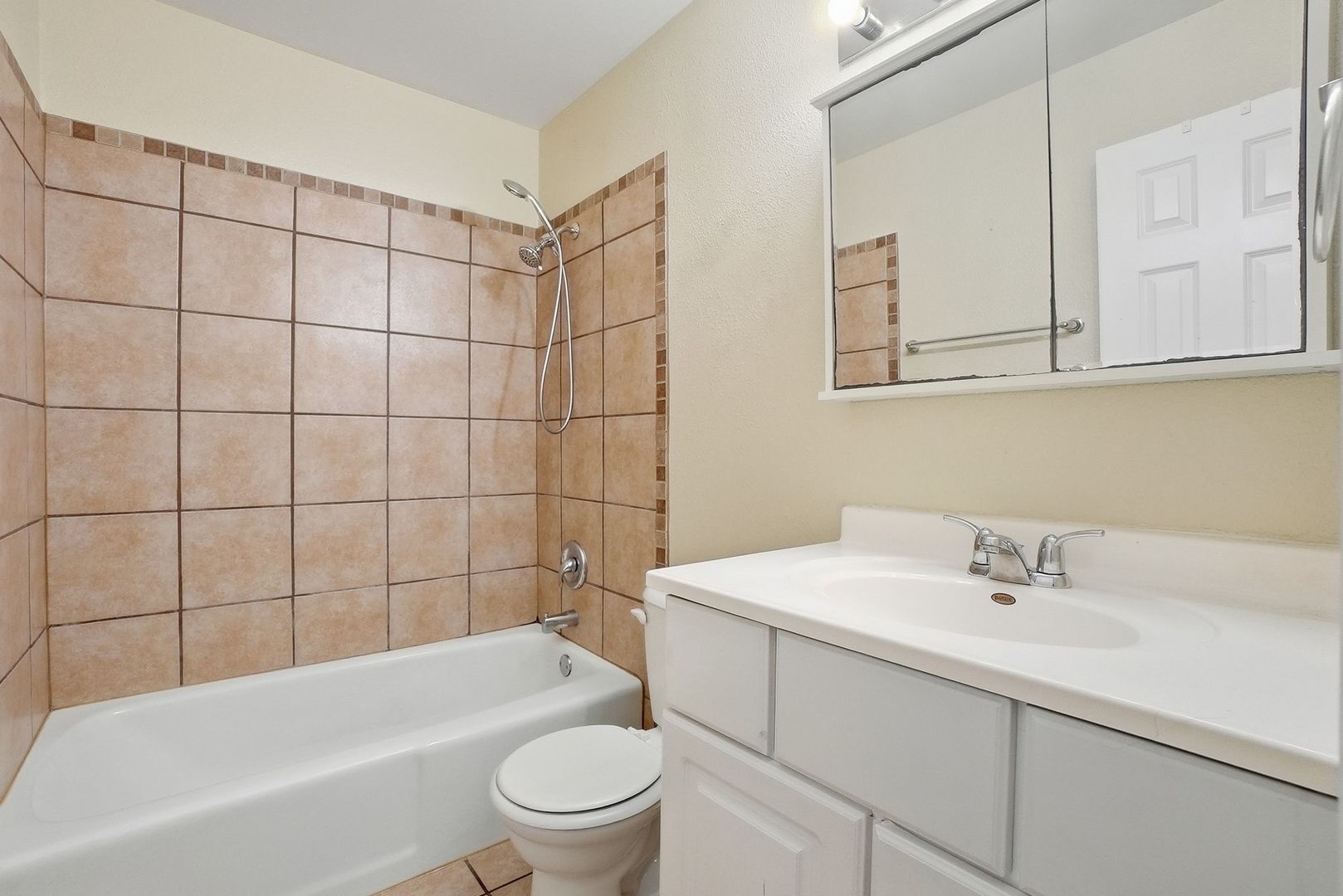 1895 Tall Oaks Drive #3508, Aurora, IL 60505