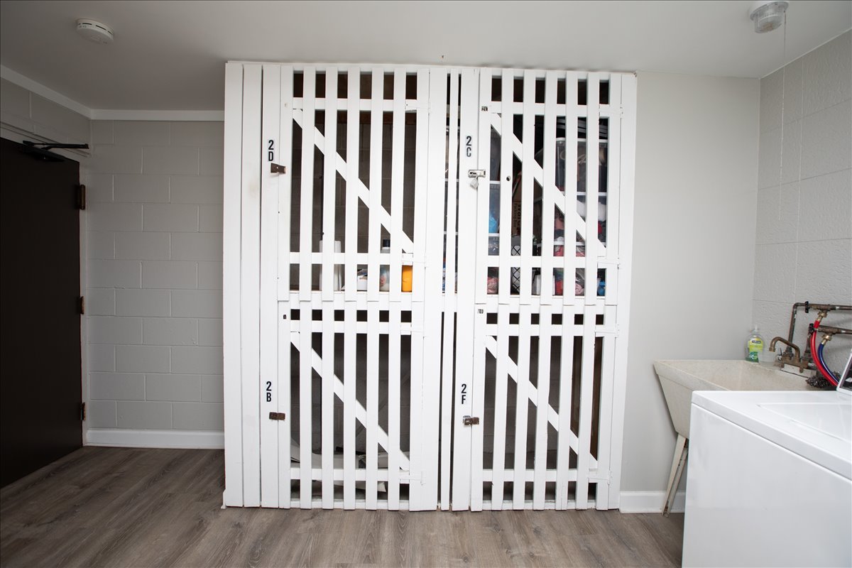 5740 East Avenue #2F, Countryside, IL 60525