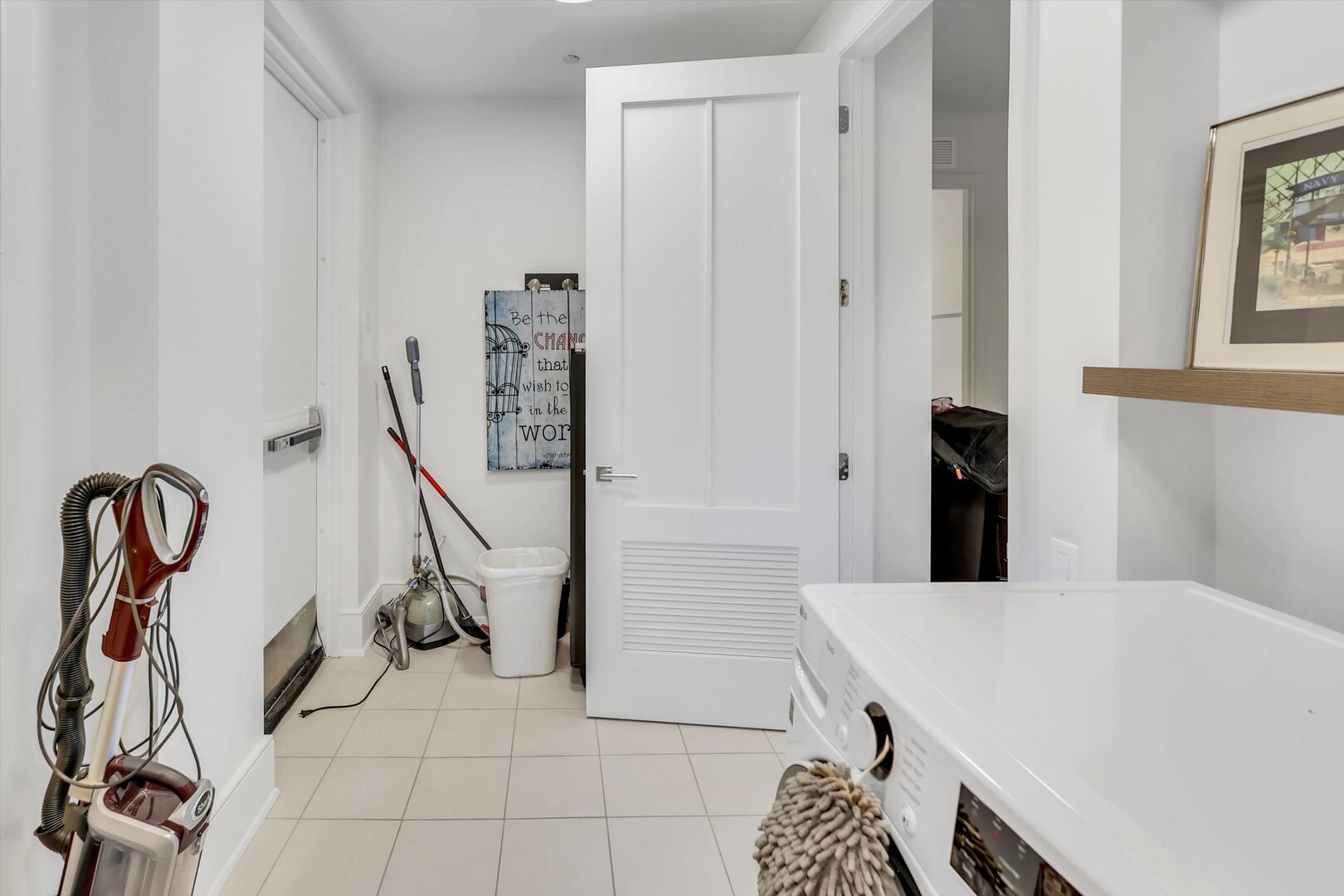 21 N May Street #501, Chicago, IL 60607