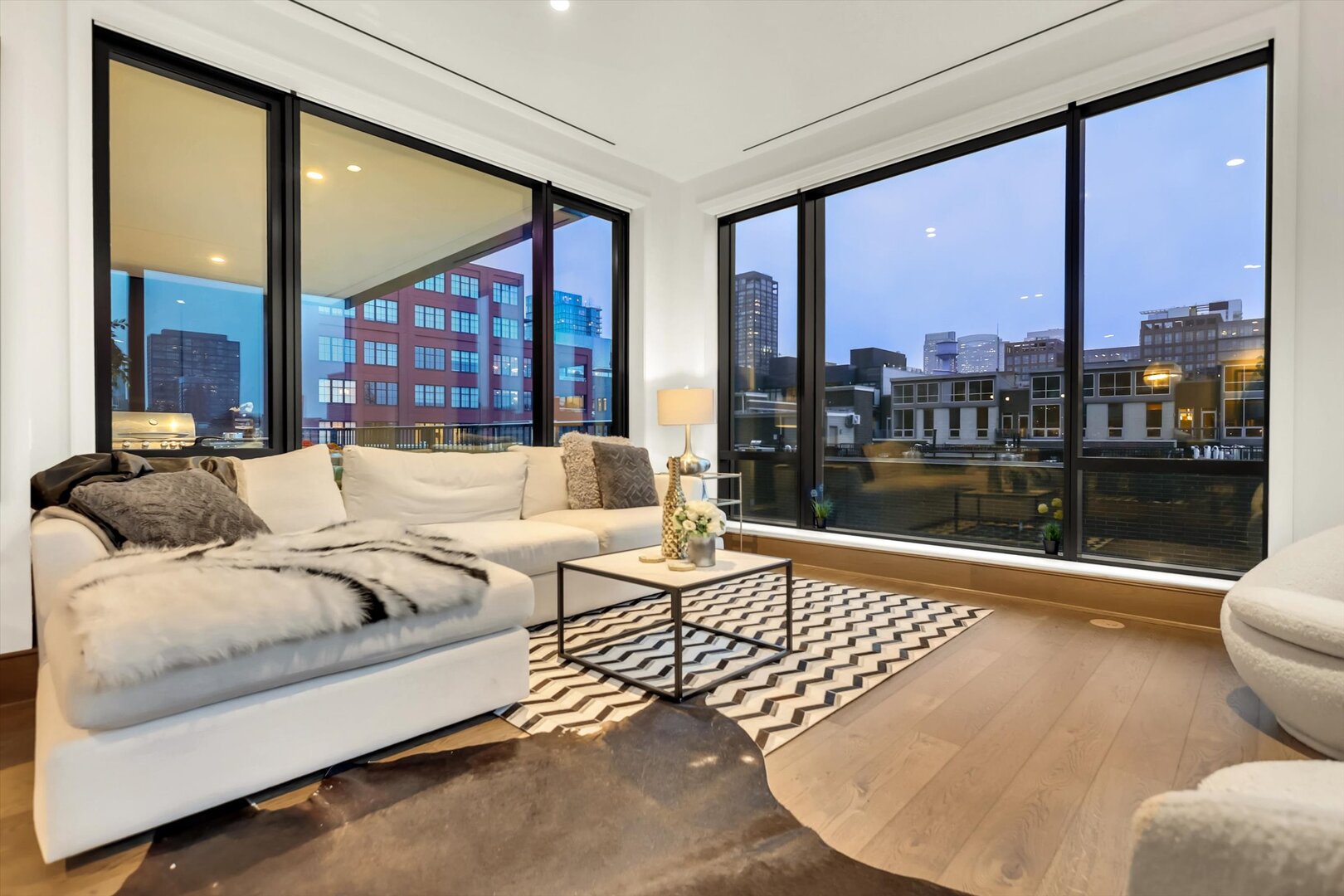 21 N May Street #501, Chicago, IL 60607