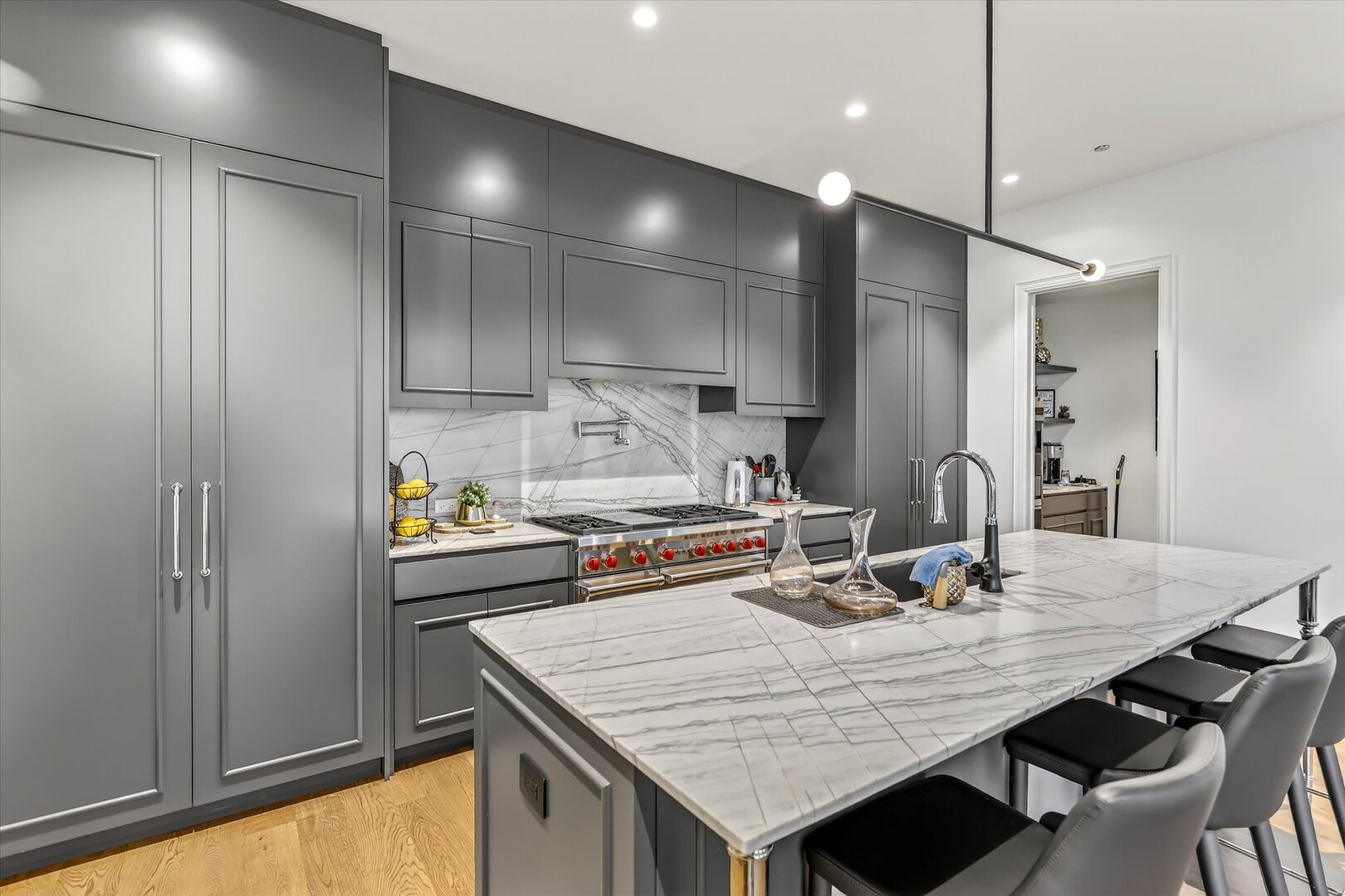 21 N May Street #501, Chicago, IL 60607