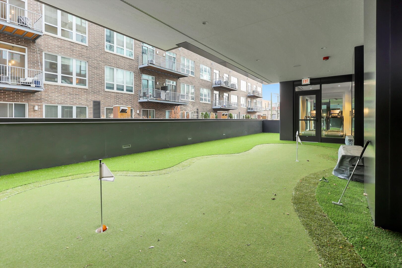 21 N May Street #501, Chicago, IL 60607