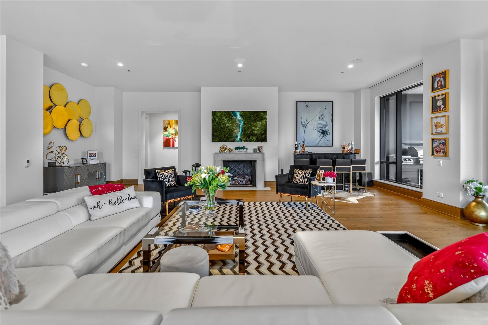 21 N May Street #501, Chicago, IL 60607