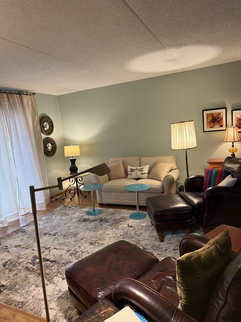 1480 Jefferson Street #203, Des Plaines, IL 60016