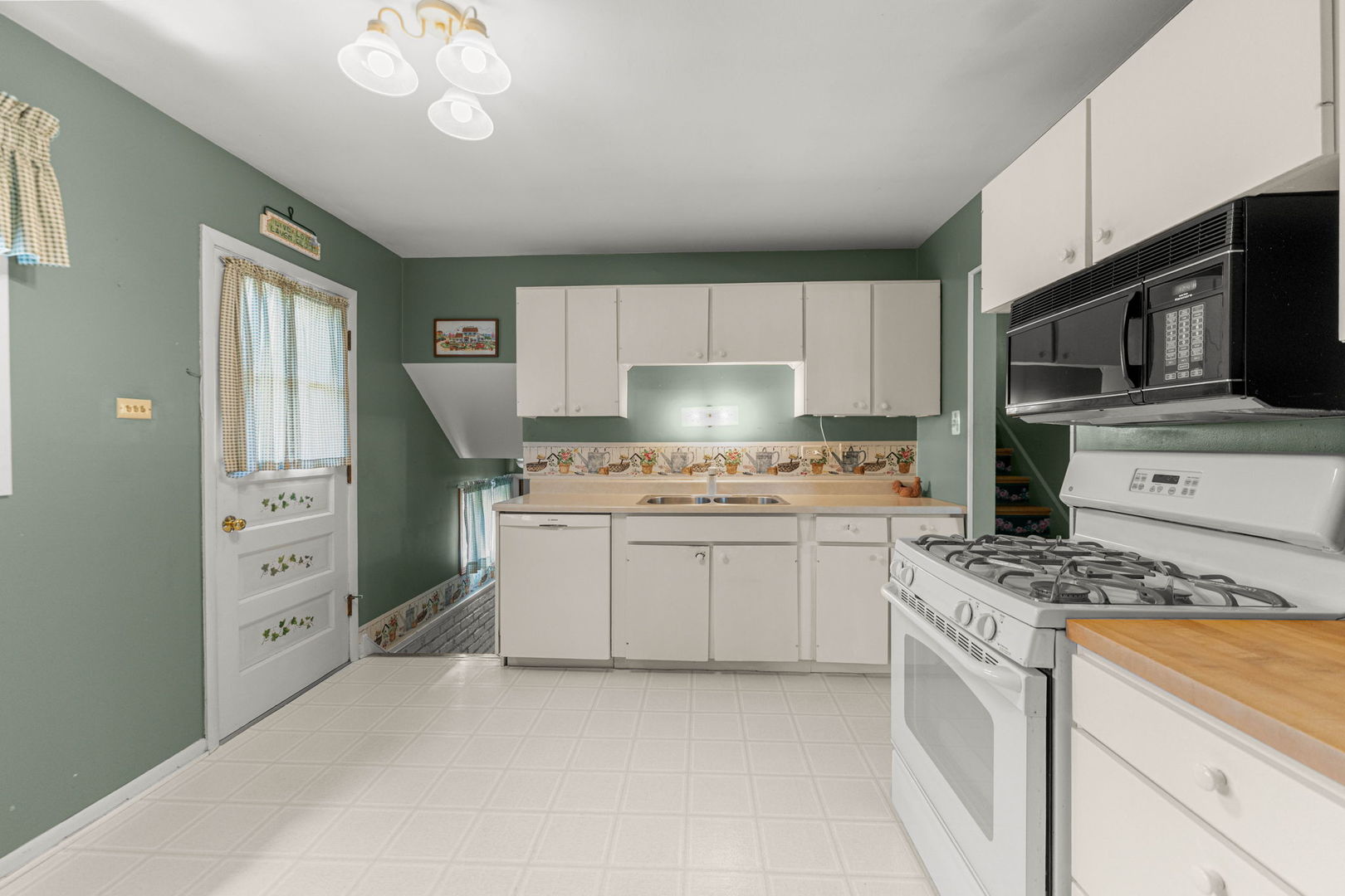 229 Illinois Street, Park Forest, IL 60466