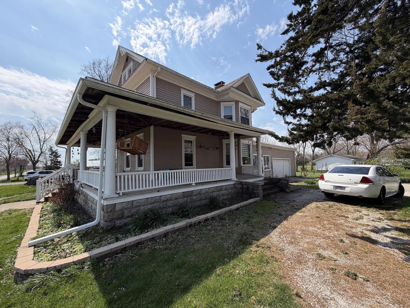 304 S Poplar Street, Onarga, IL 60955