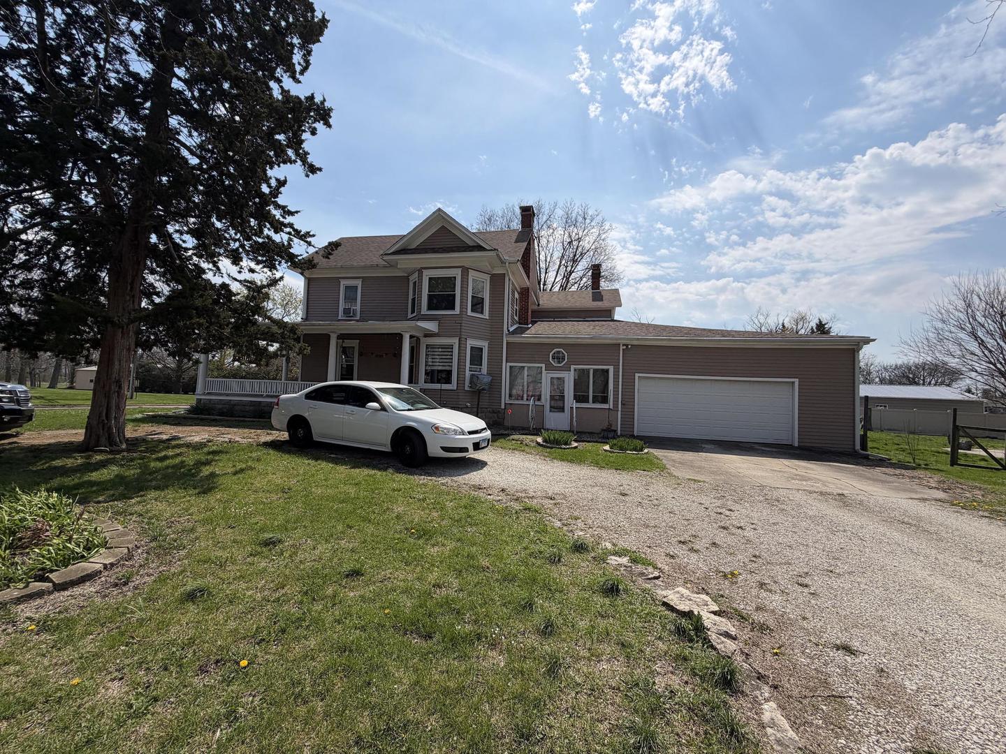 304 S Poplar Street, Onarga, IL 60955