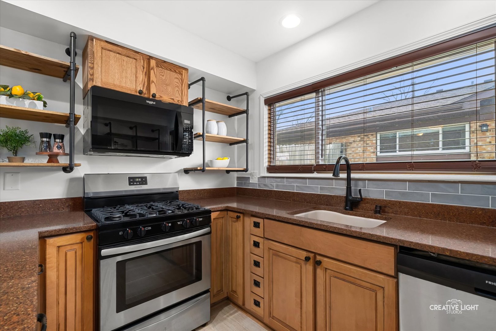 410 S Jackson Street, Batavia, IL 60510