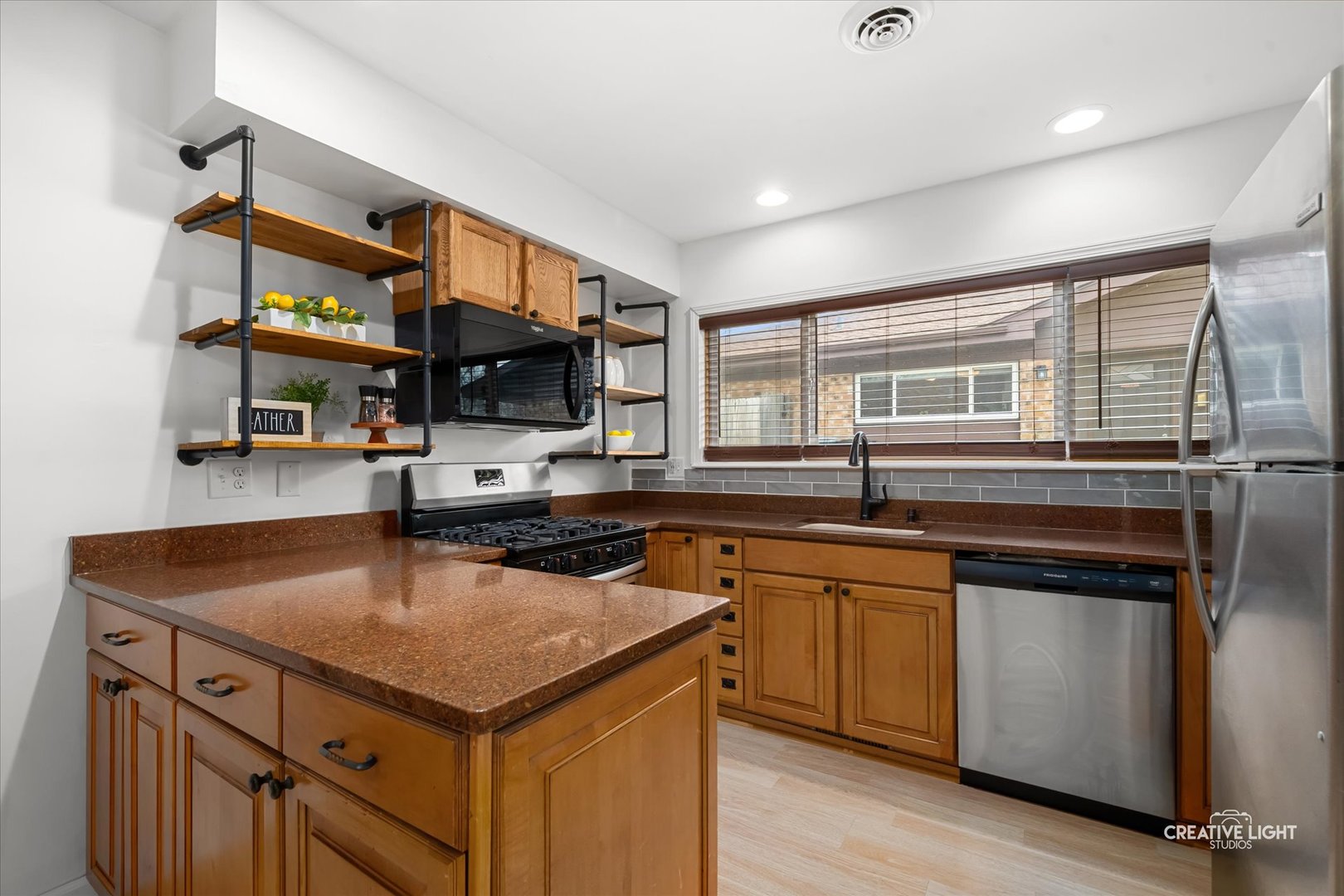 410 S Jackson Street, Batavia, IL 60510