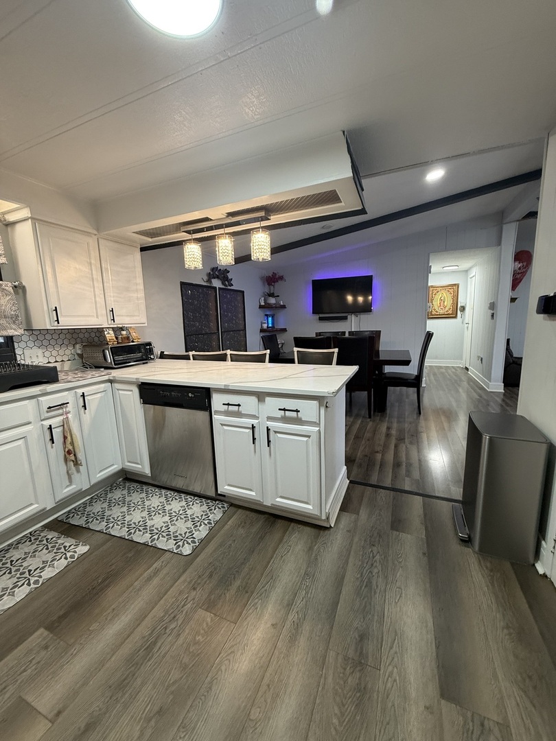 588 Hickory Glen, Matteson, IL 60443