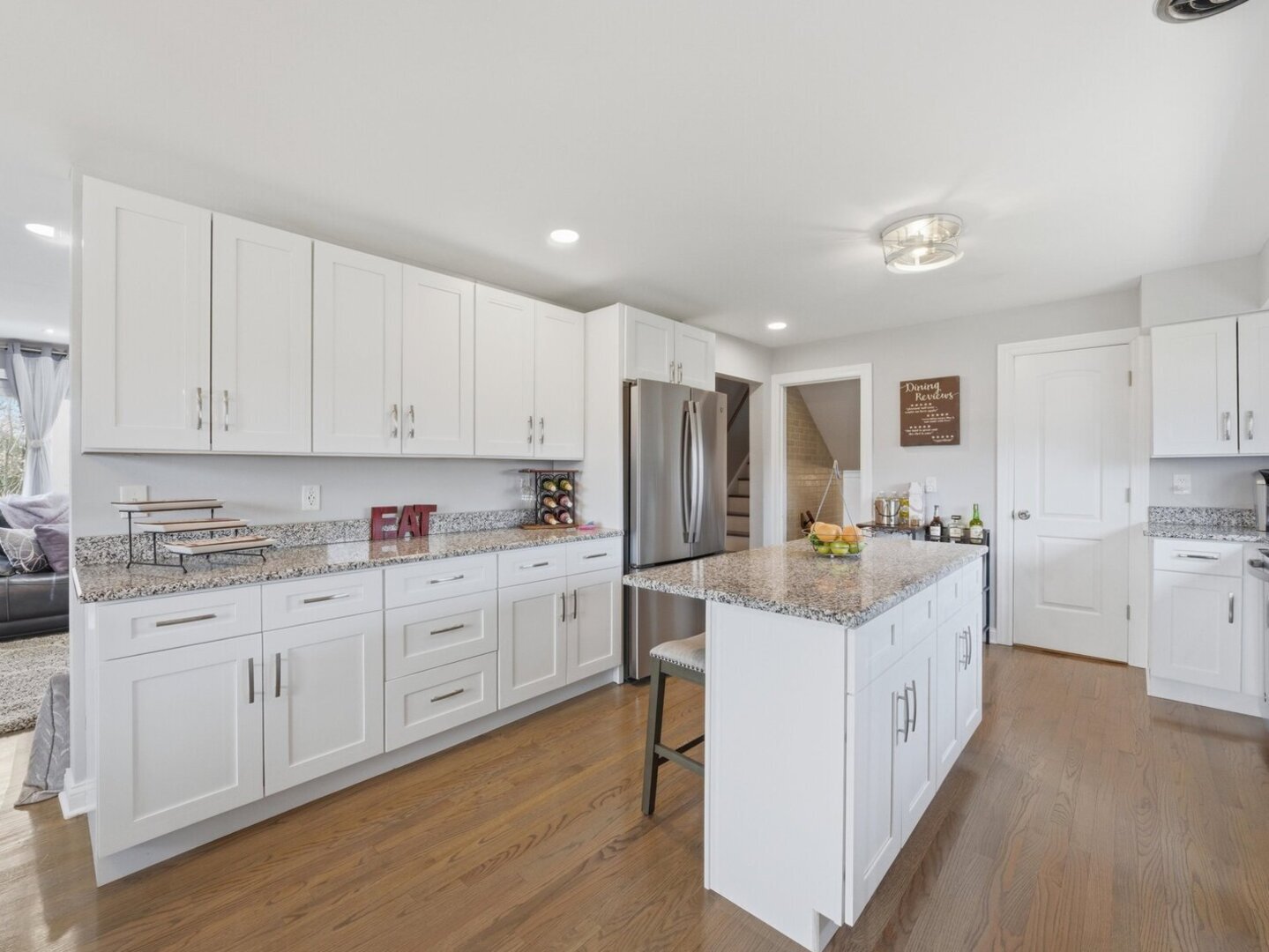 18441 Marshfield Avenue, Homewood, IL 60430