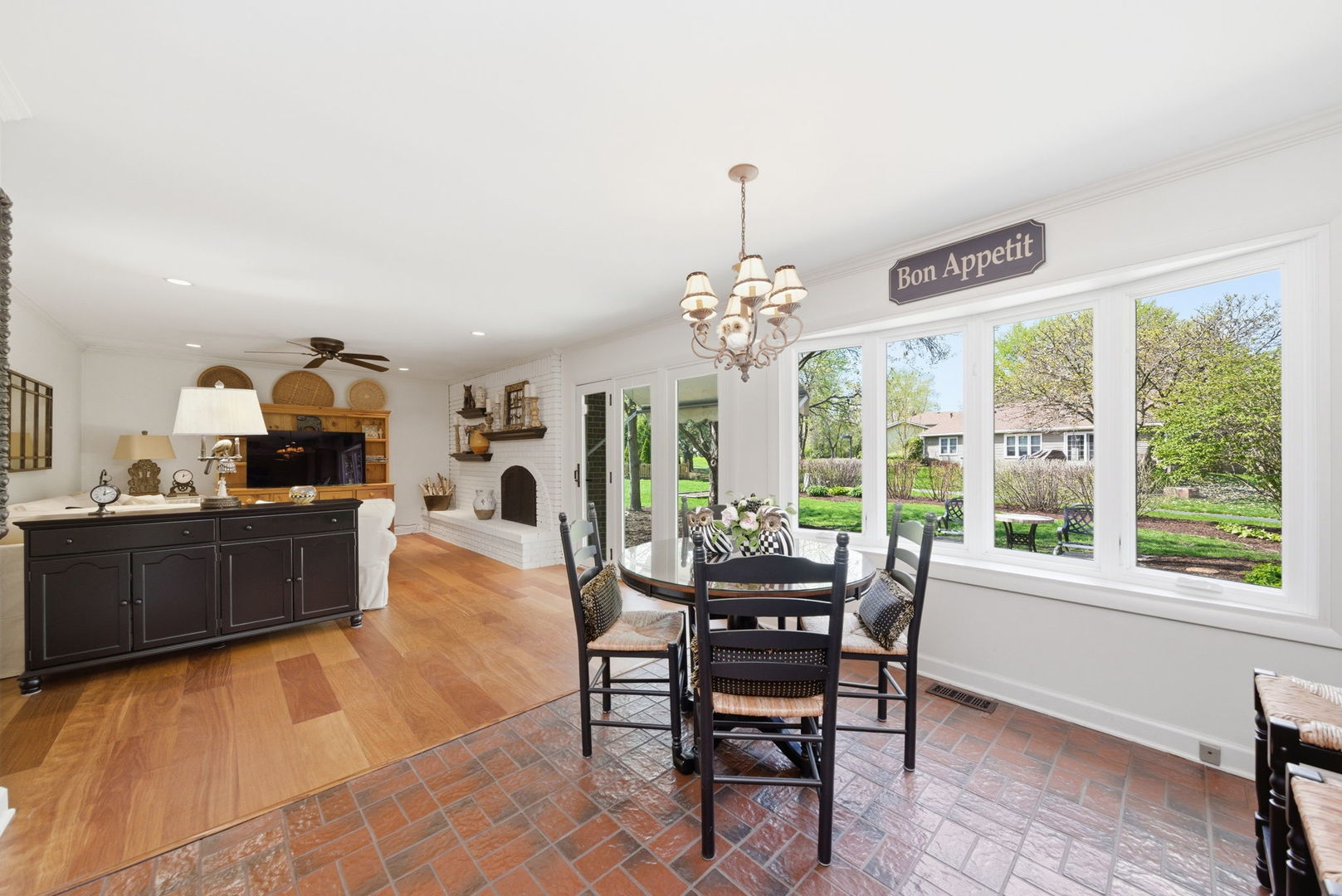 6662 Breckenridge Road, Lisle, IL 60532