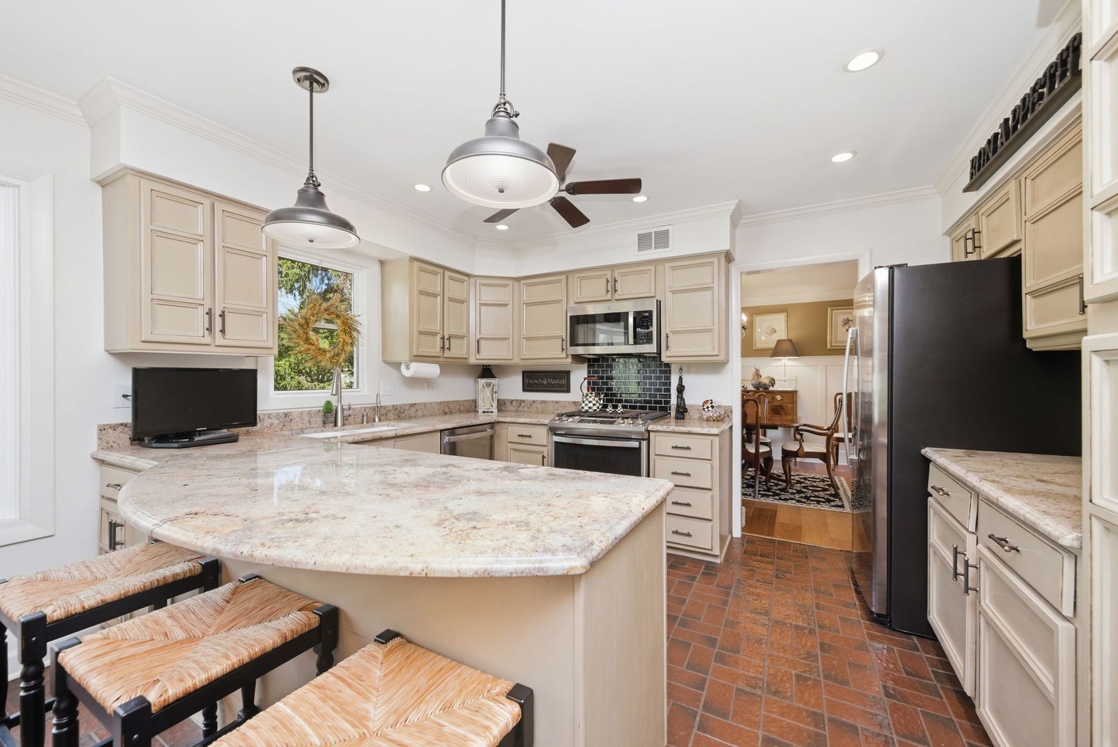 6662 Breckenridge Road, Lisle, IL 60532