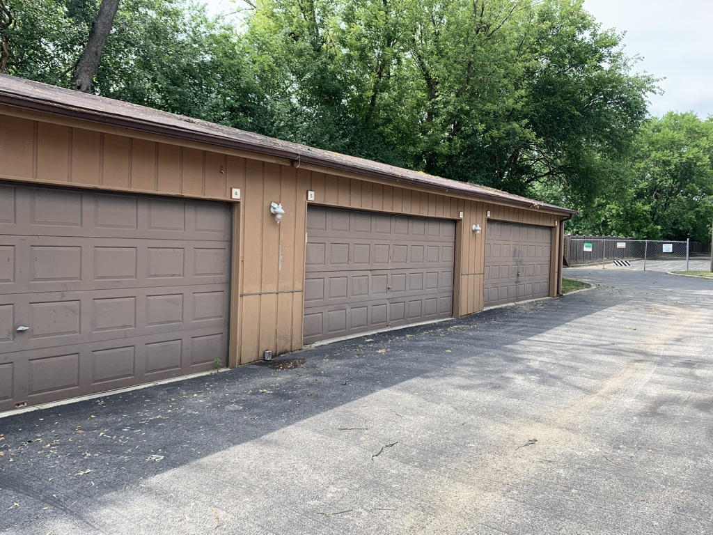 5S070 Pebblewood Lane #G11, Naperville, IL 60563