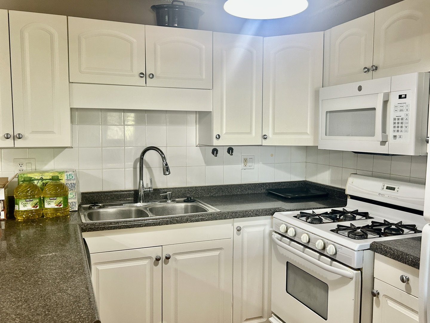 5S070 Pebblewood Lane #G11, Naperville, IL 60563