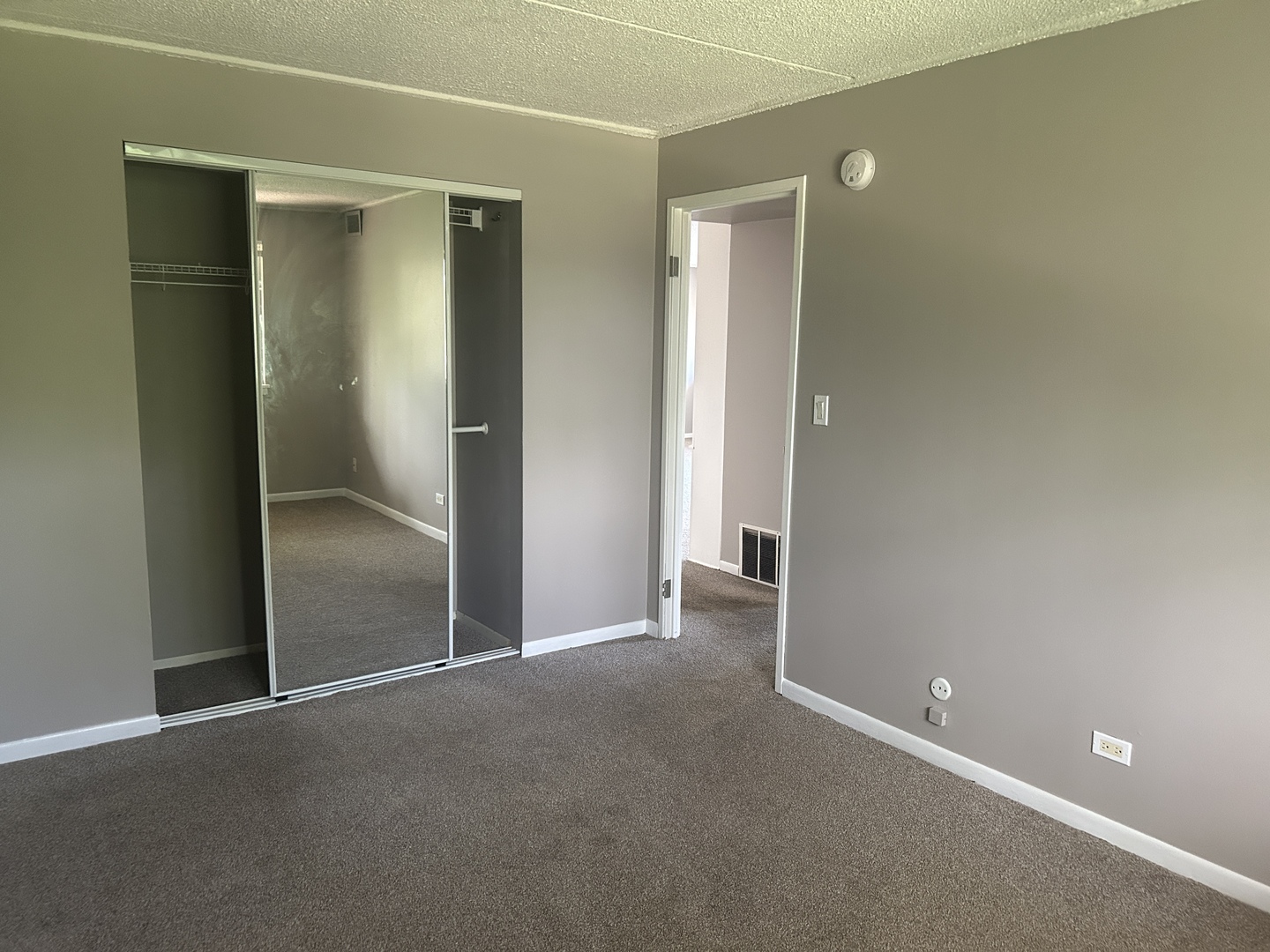 5S070 Pebblewood Lane #G11, Naperville, IL 60563