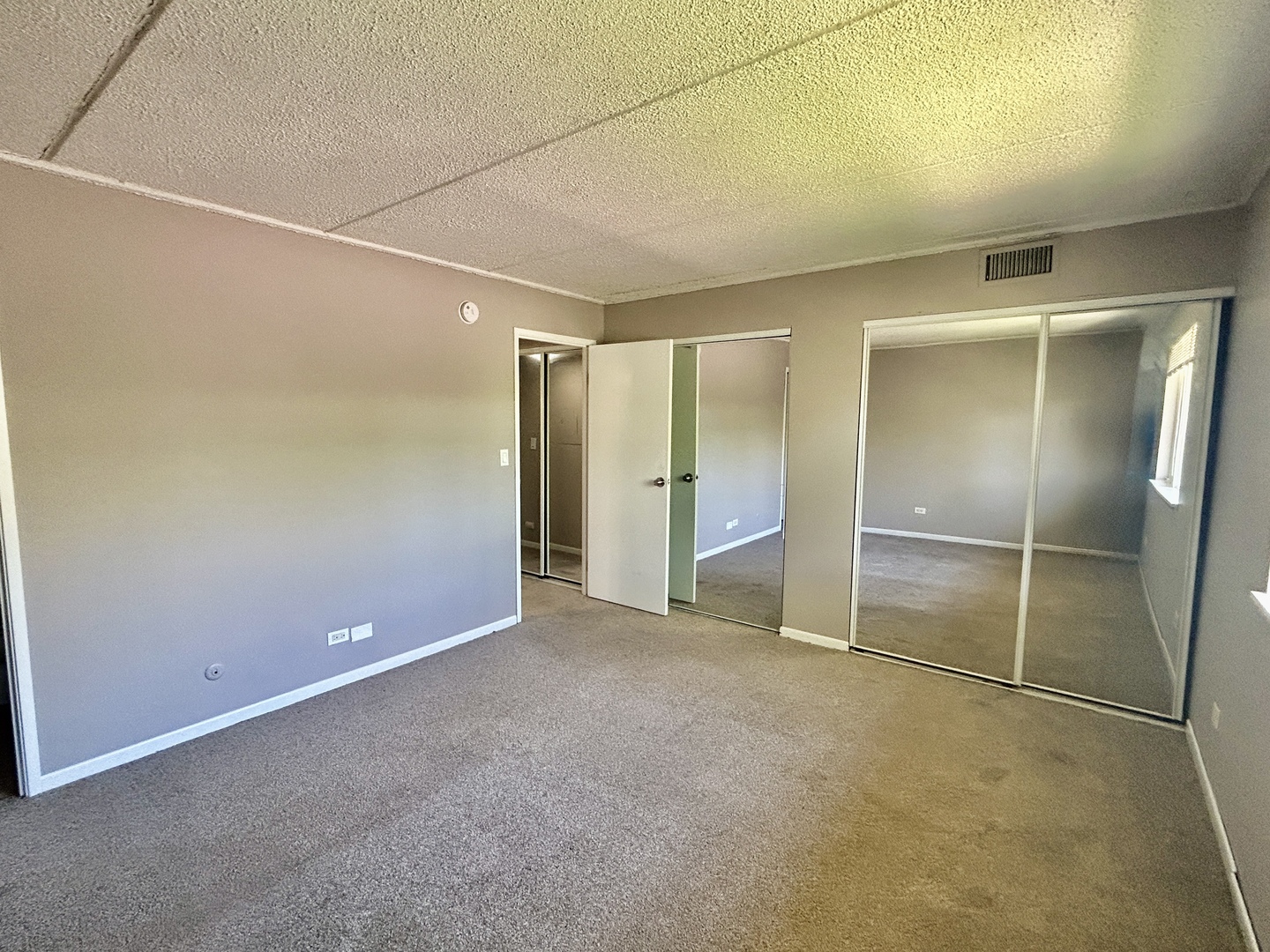 5S070 Pebblewood Lane #G11, Naperville, IL 60563