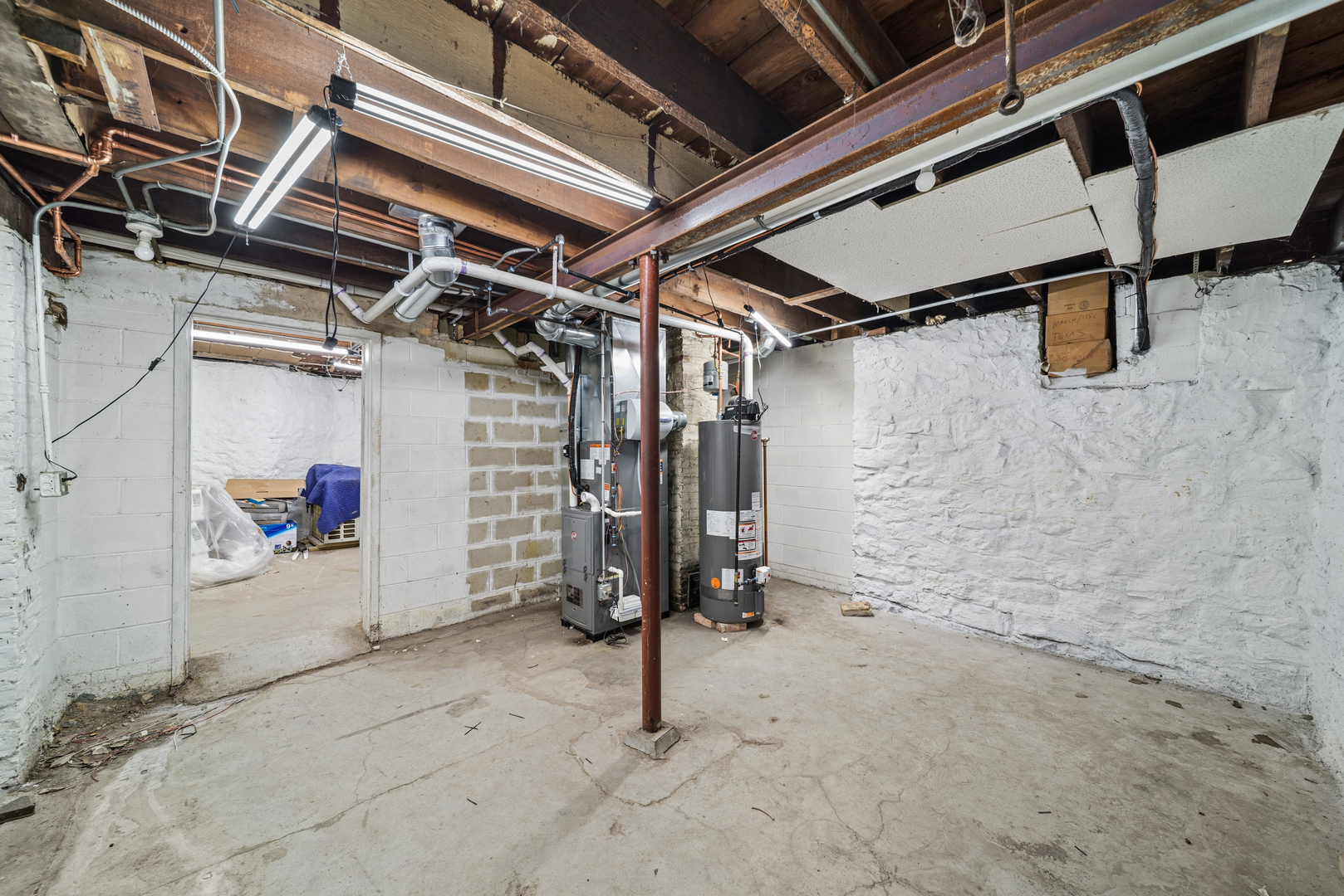 323 S Hale Street, Wheaton, IL 60187