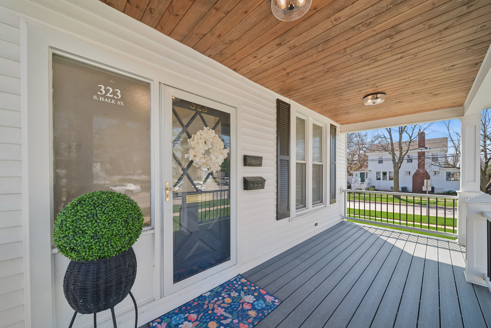 323 S Hale Street, Wheaton, IL 60187