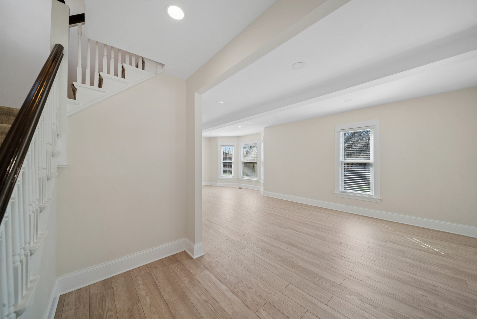 323 S Hale Street, Wheaton, IL 60187